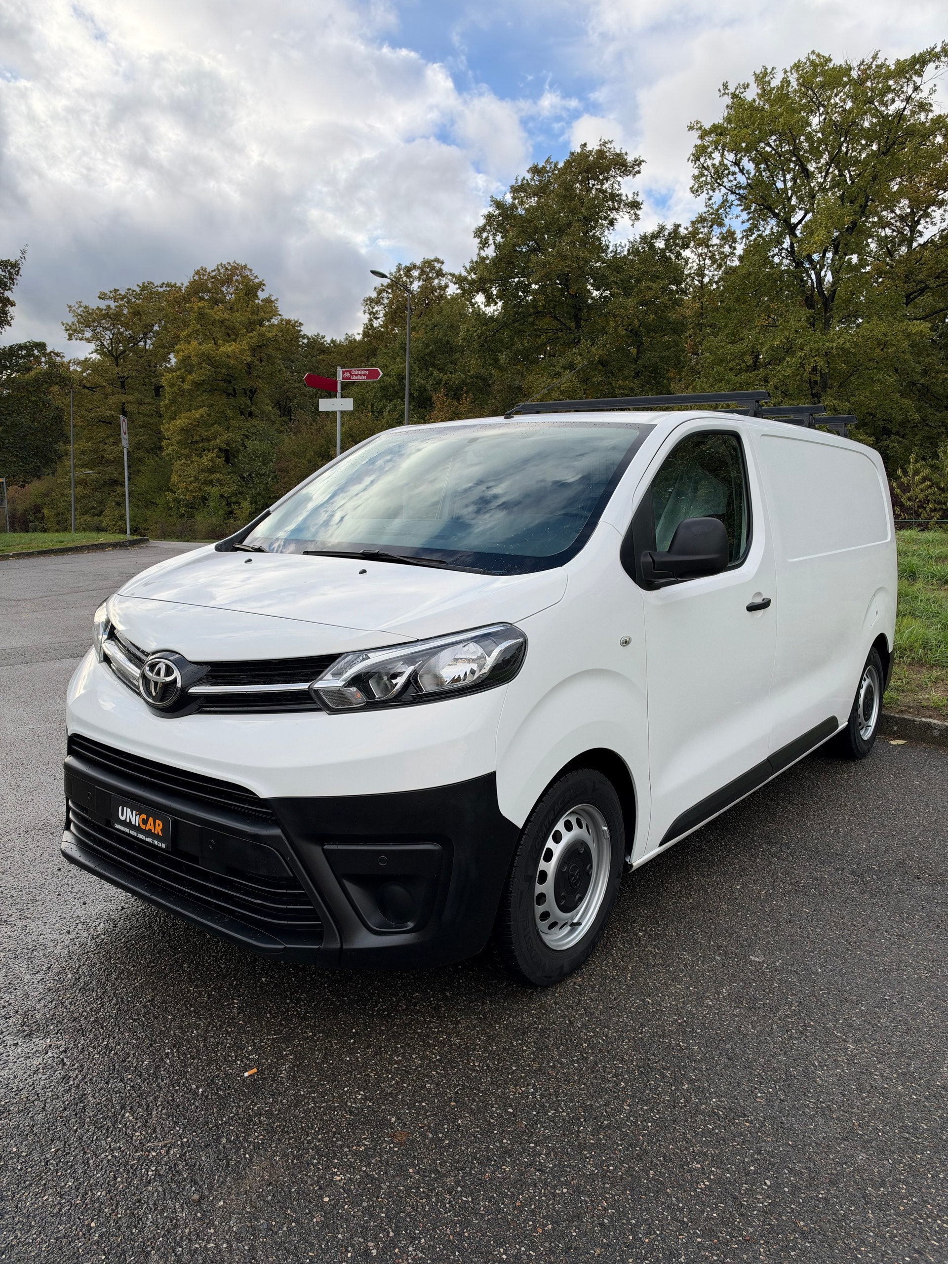 TOYOTA Proace 1.6D Glass Van L1 Terra-image-0
