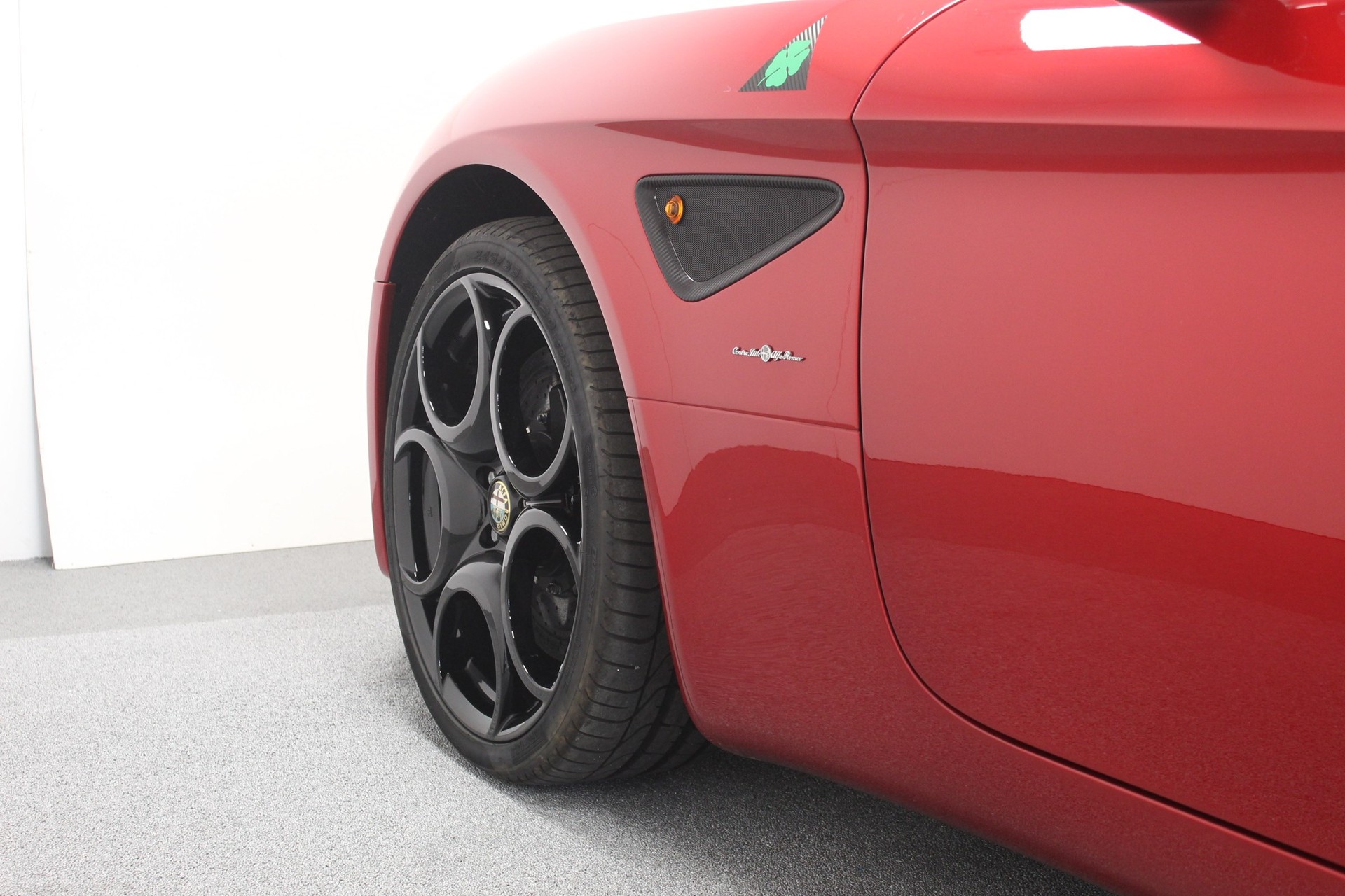 ALFA ROMEO 8C Spider-image-13