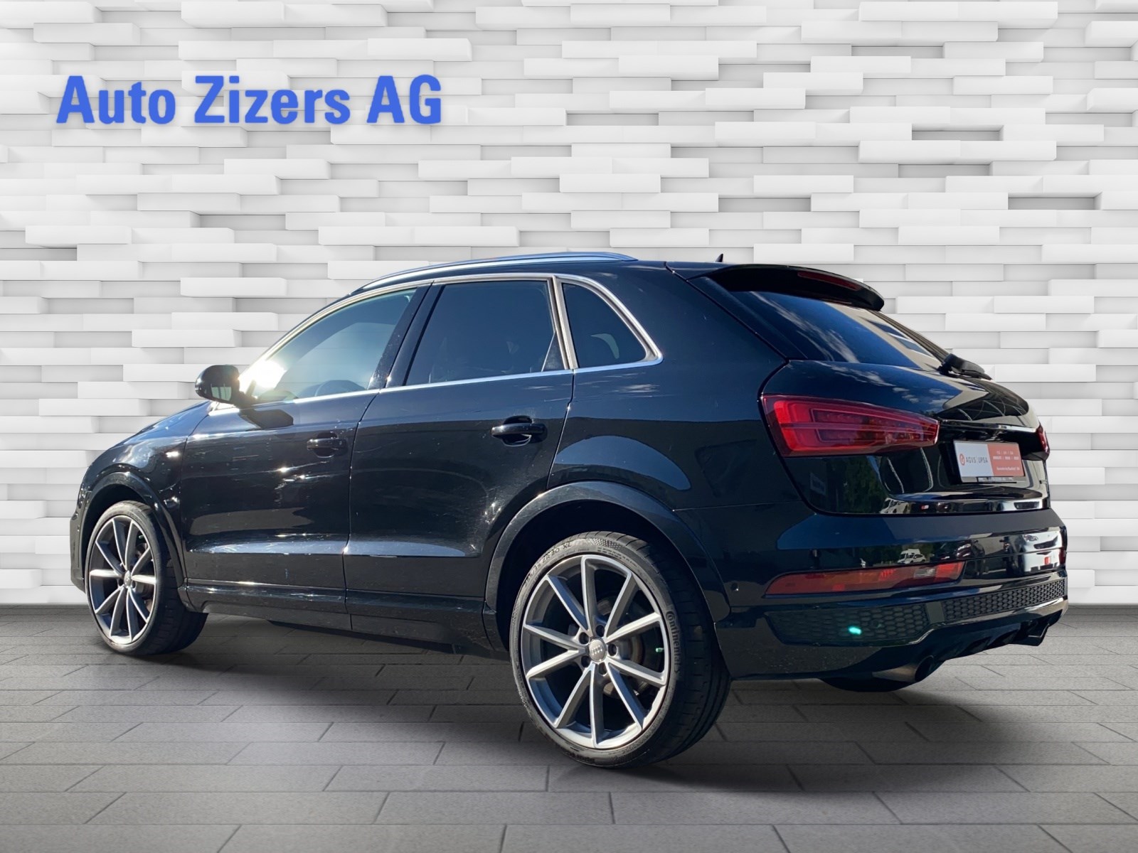 AUDI Q3 2.0 TFSI sport quattro S-tronic-image-3