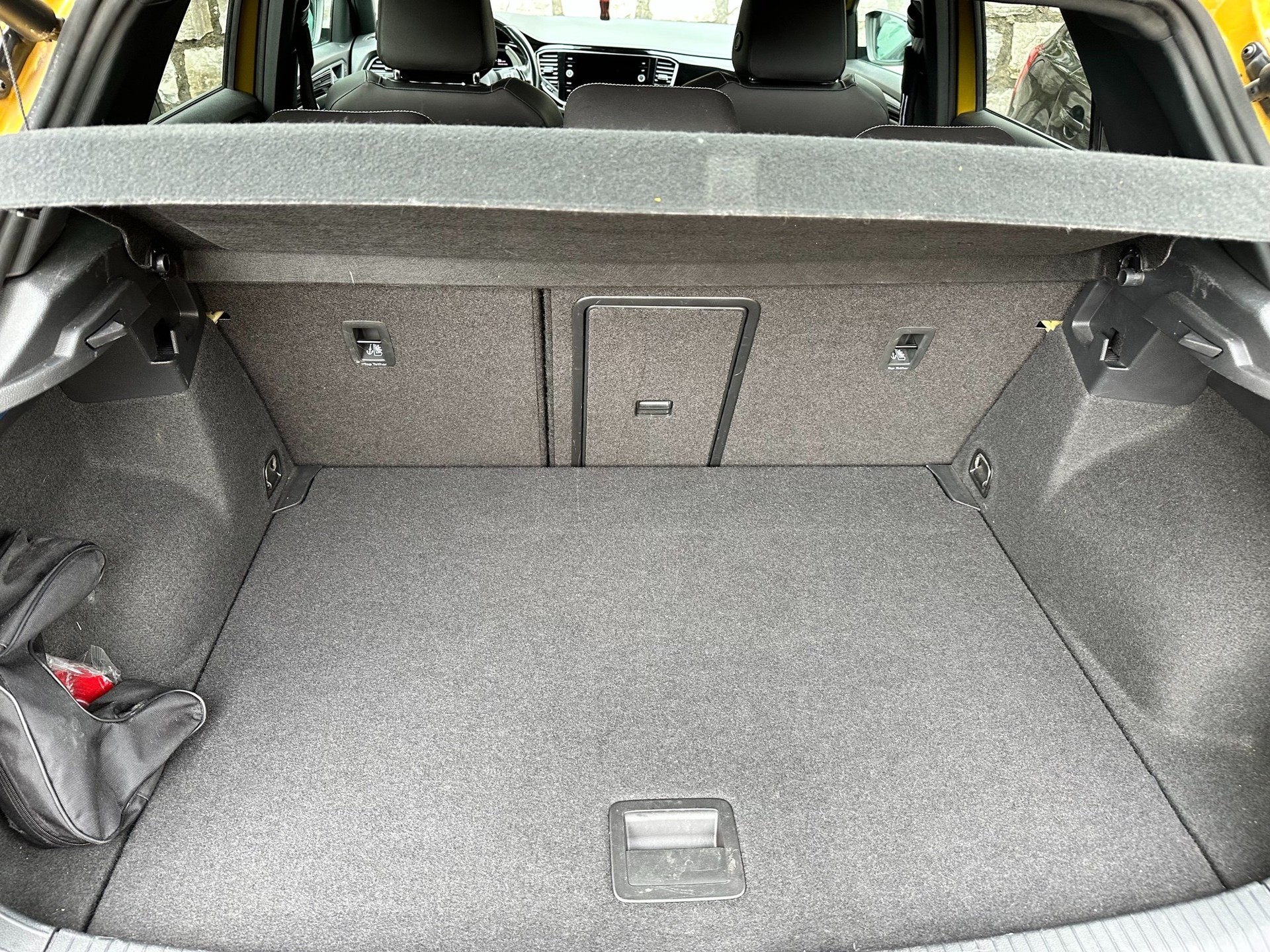 VW T-Roc 2.0 TSI R DSG 4Motion-image-7