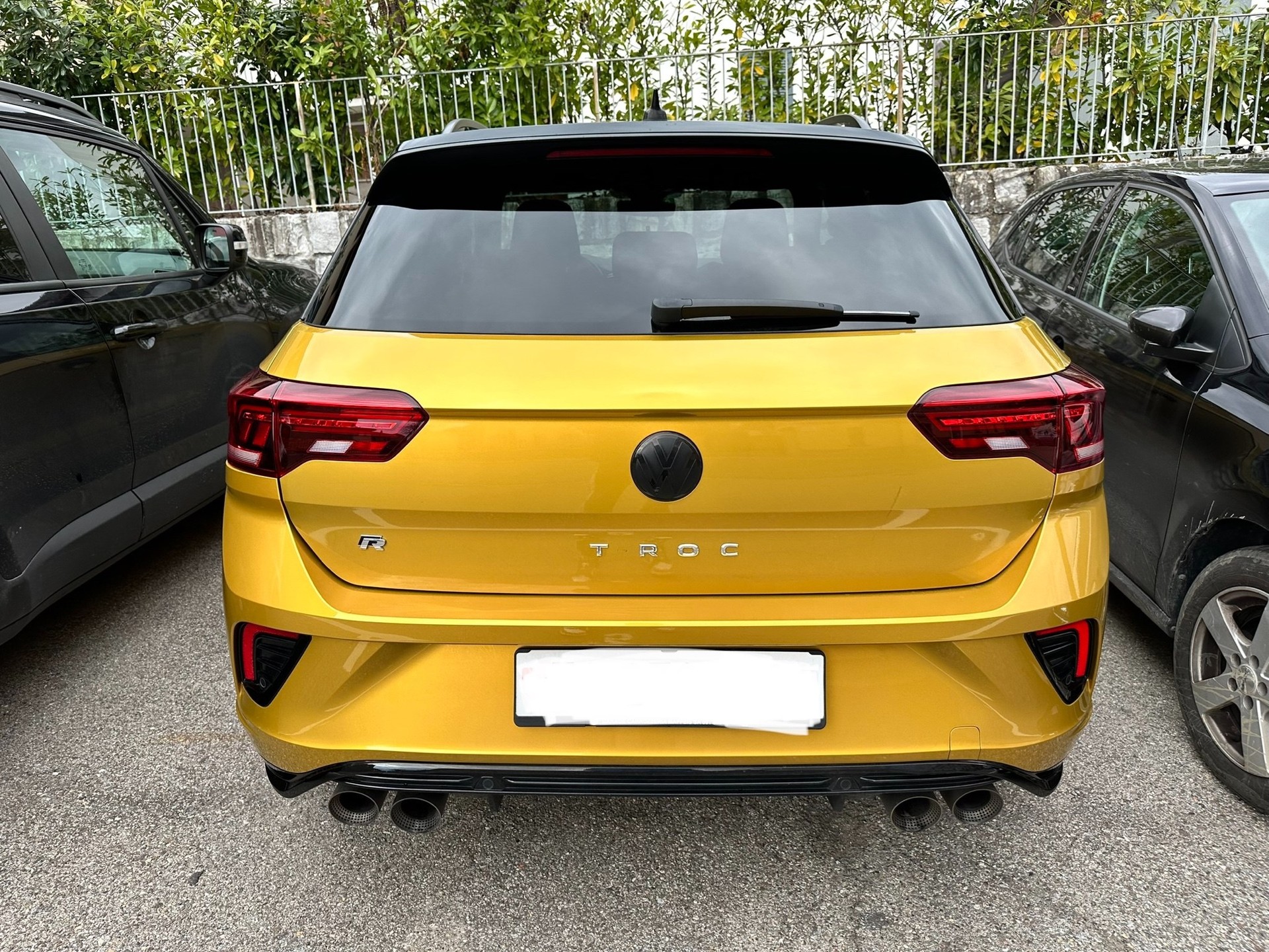 VW T-Roc 2.0 TSI R DSG 4Motion-image-3