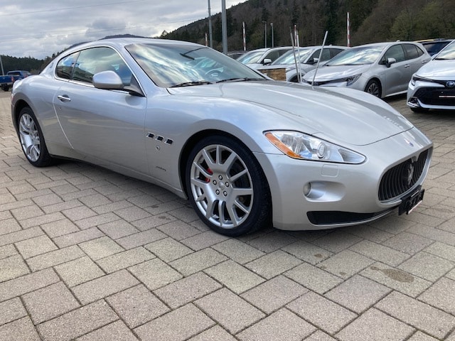 MASERATI GranTurismo Automatica-image-3