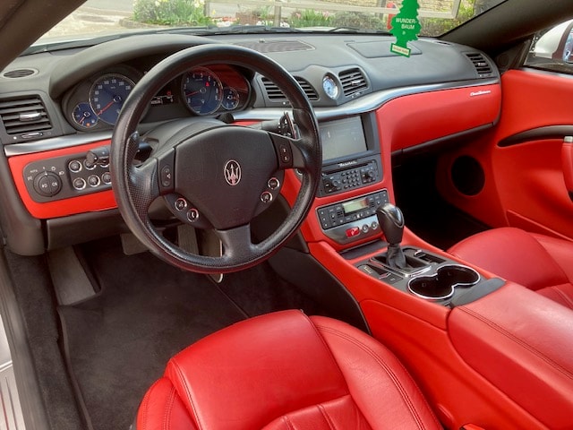 MASERATI GranTurismo Automatica-image-10