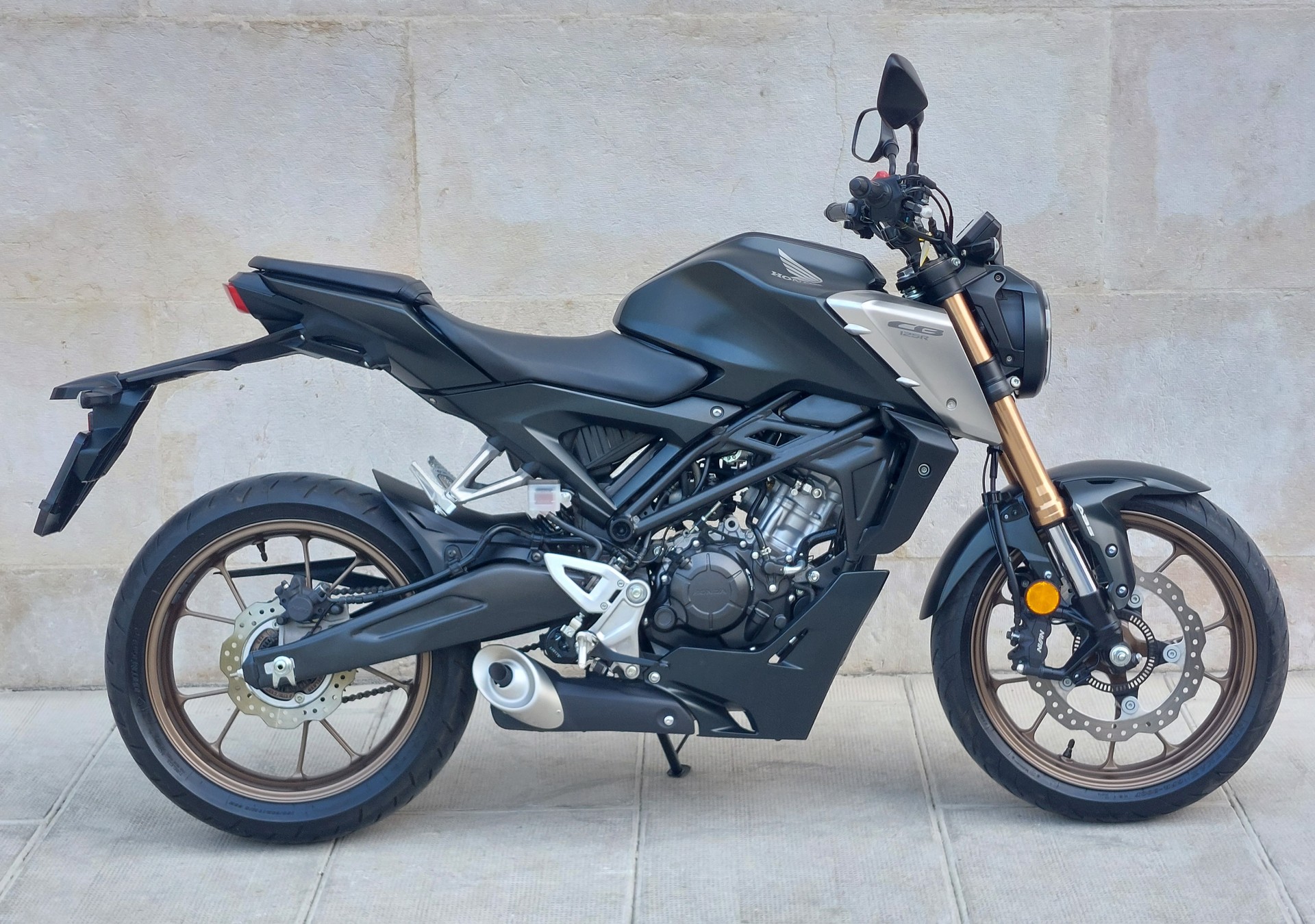 HONDA CB 125 R-image-0