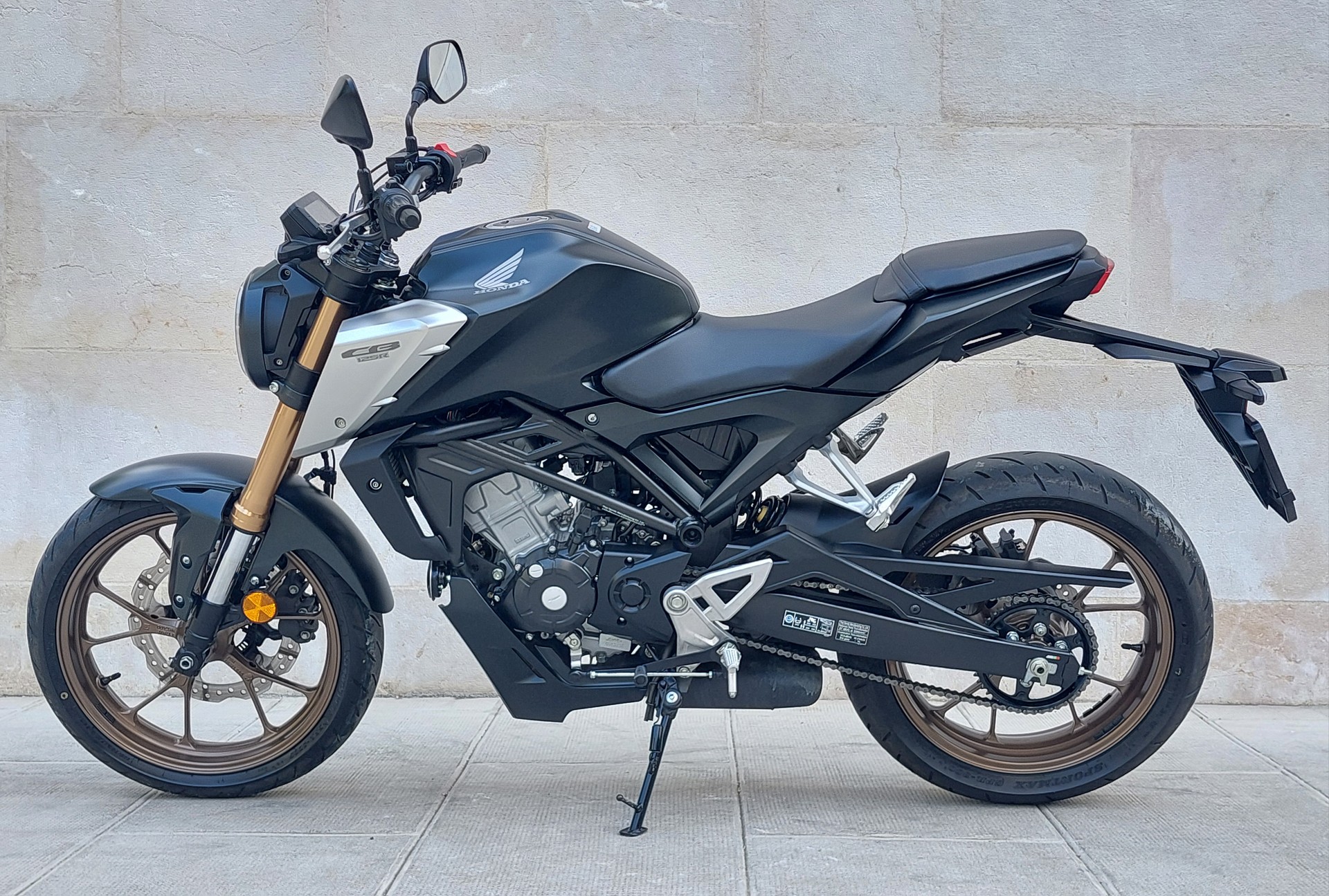 HONDA CB 125 R-image-2