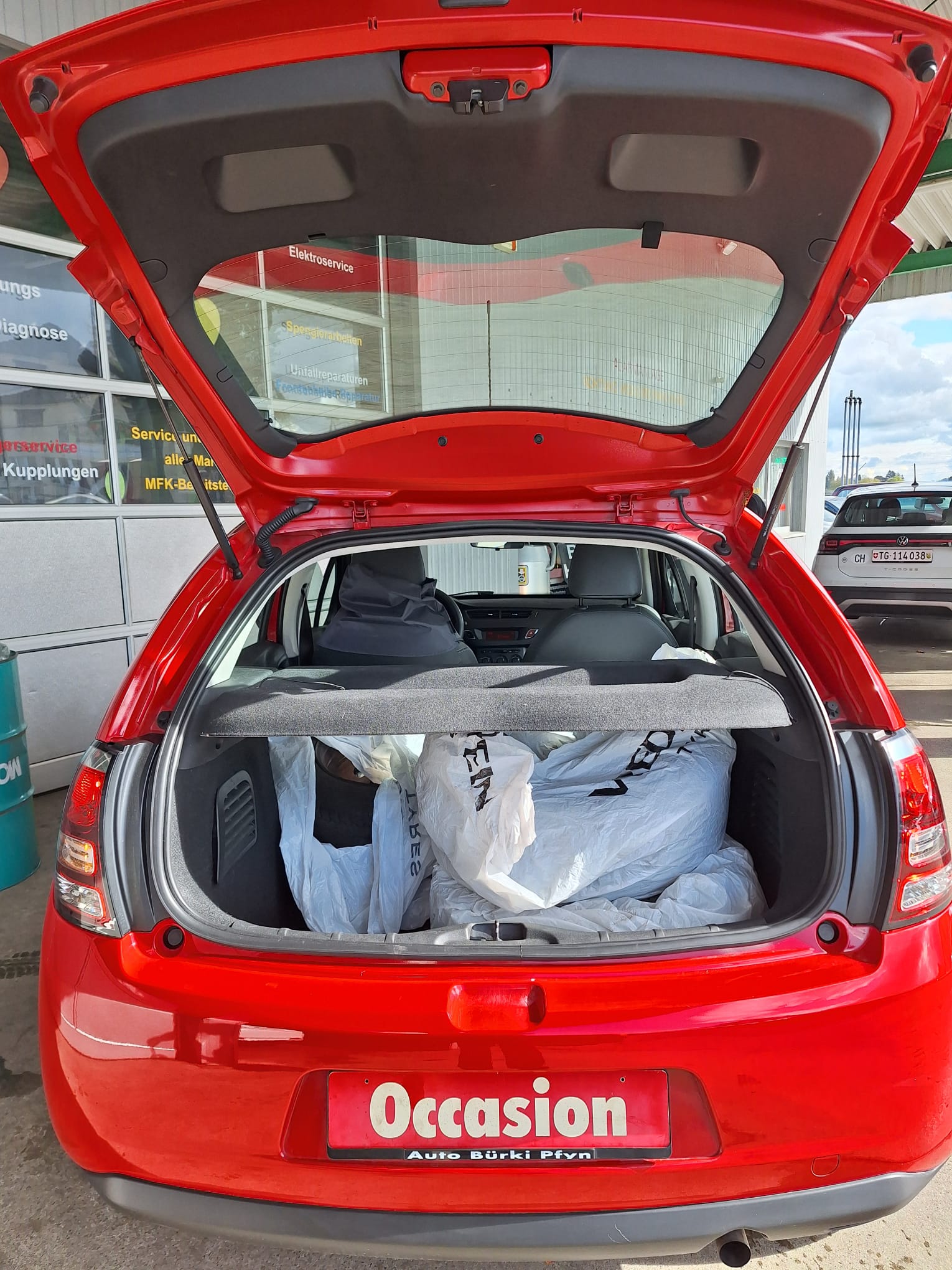 CITROEN C3 1.0i Attraction-image-8