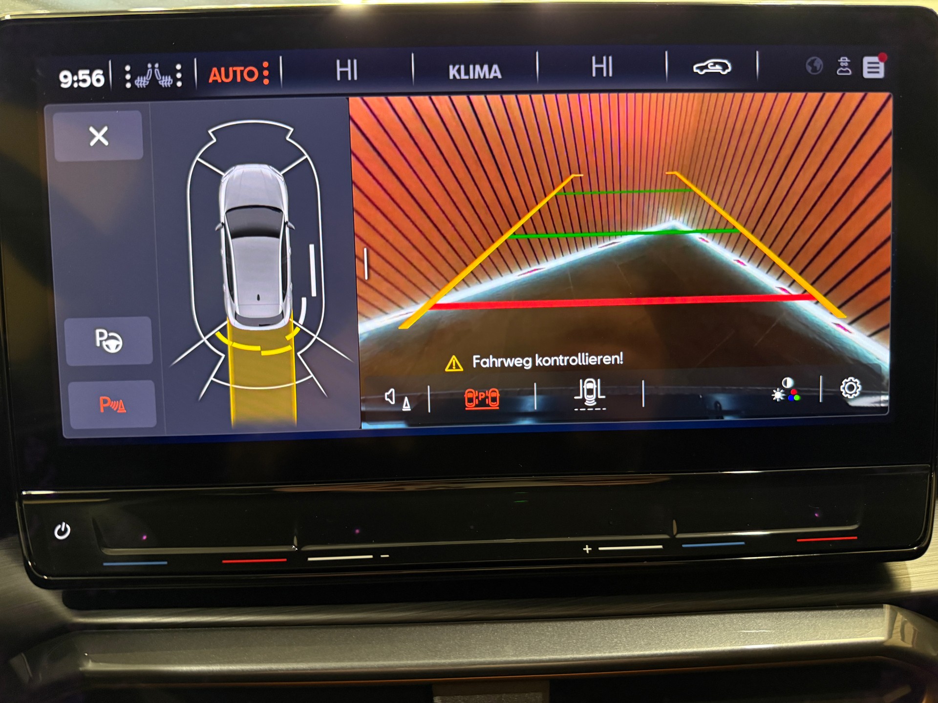 CUPRA 1,5 eTSI MHEV DSG FR-image-9
