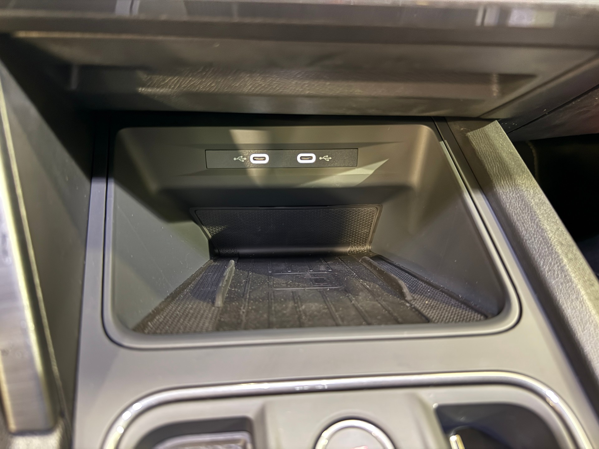 CUPRA 1,5 eTSI MHEV DSG FR-image-14