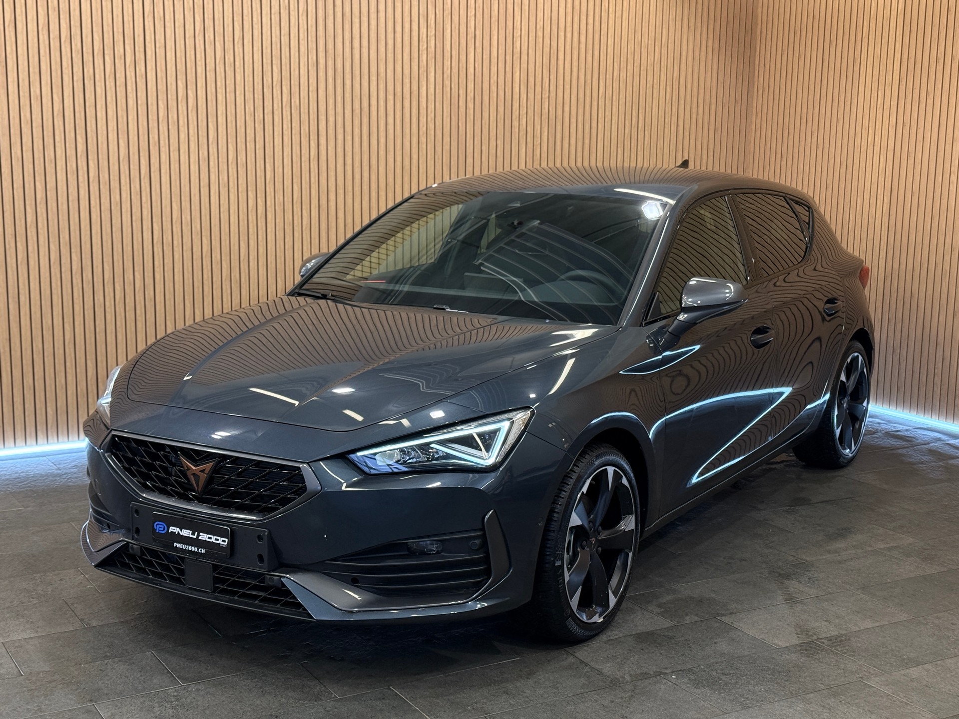 CUPRA 1,5 eTSI MHEV DSG FR-image-0
