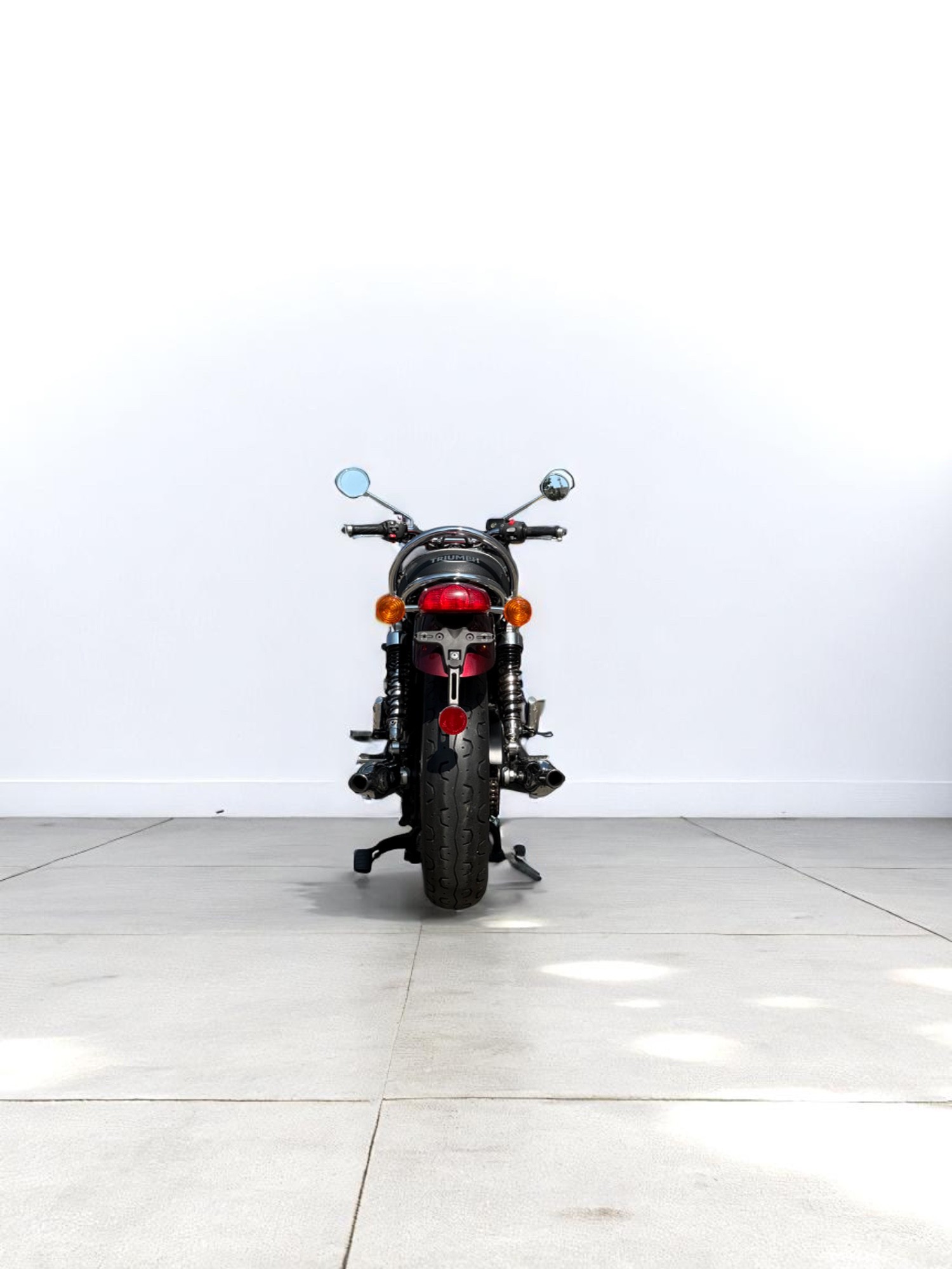 TRIUMPH Bonneville T120 ABS-image-8