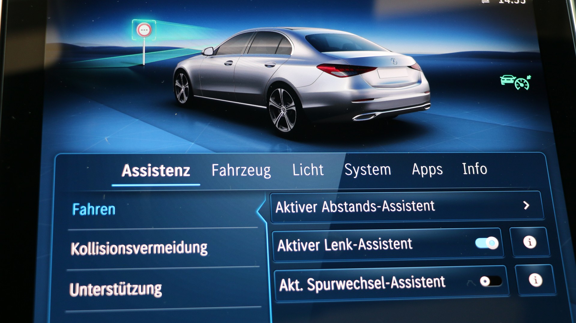 MERCEDES-BENZ C 300 4 Matic-image-5