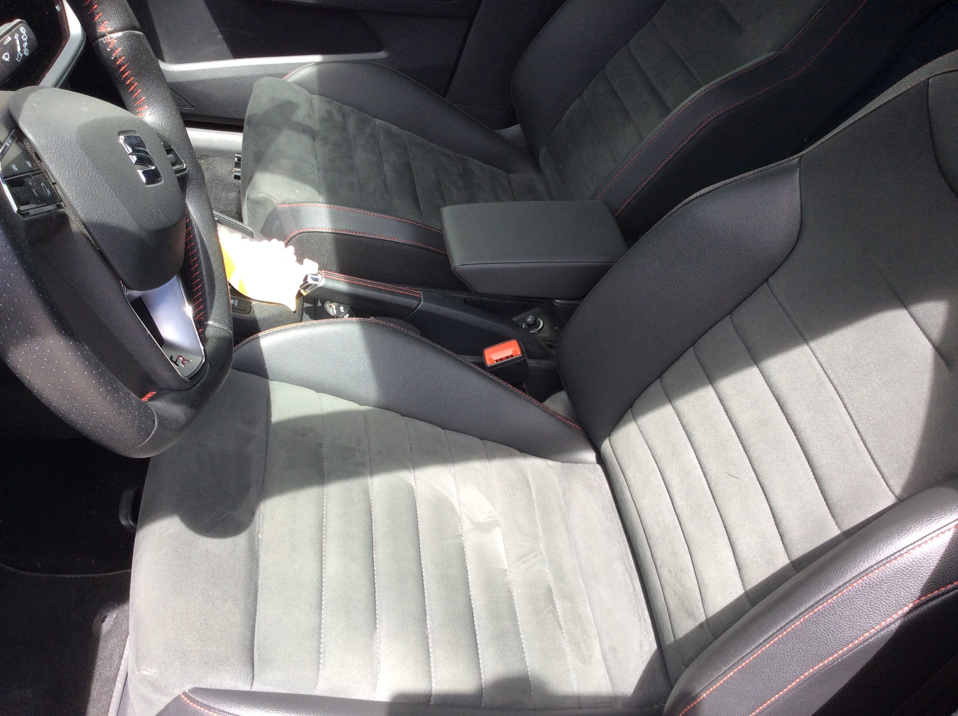 SEAT Ibiza 1.0 EcoTSI DSG Swiss FR-image-2