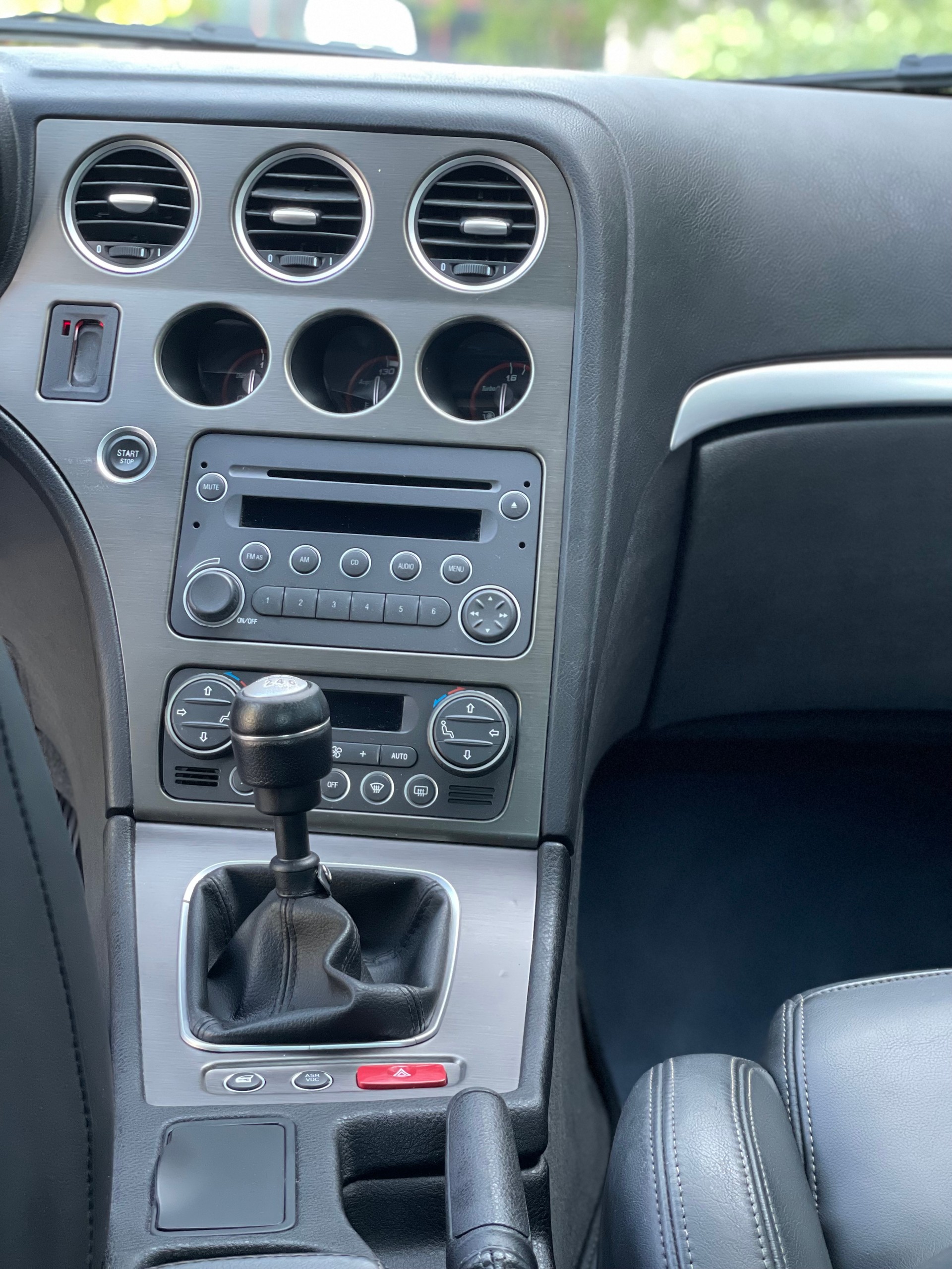 ALFA ROMEO Spider 2.4 JTD-image-9
