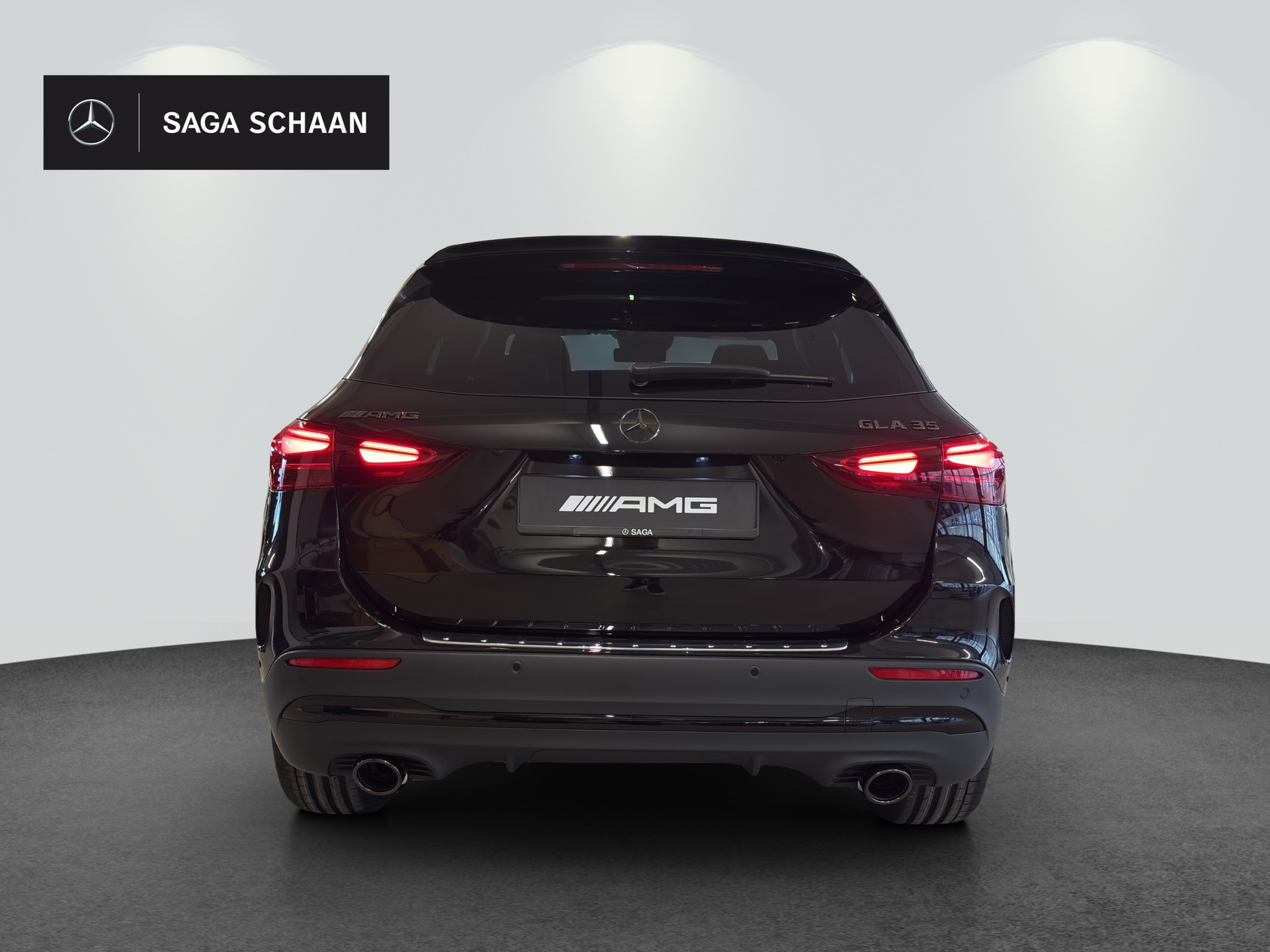 MERCEDES-BENZ GLA AMG 35 4Matic 8G-DCT-image-4