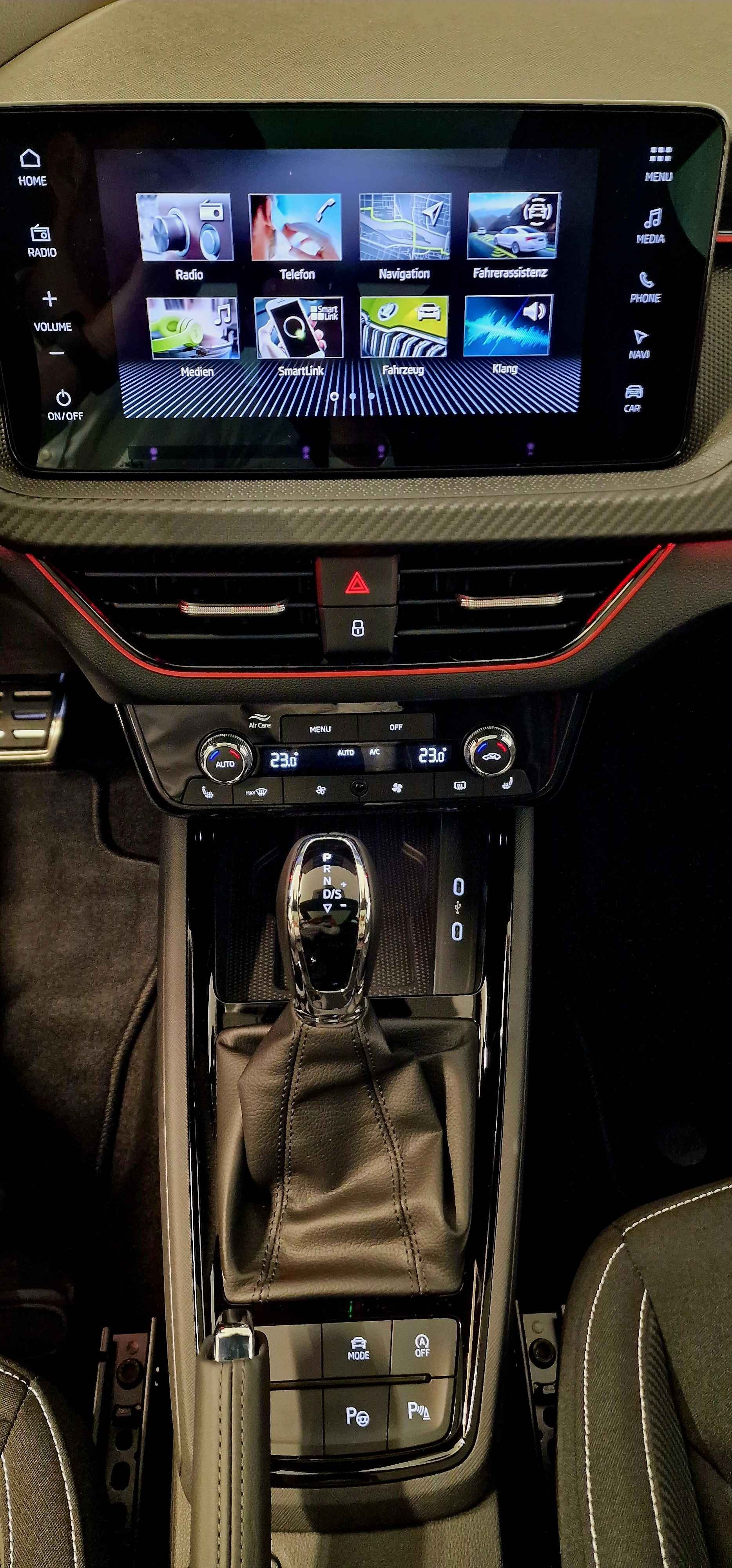 SKODA Kamiq 1.0 TSI Monte Carlo DSG-image-12