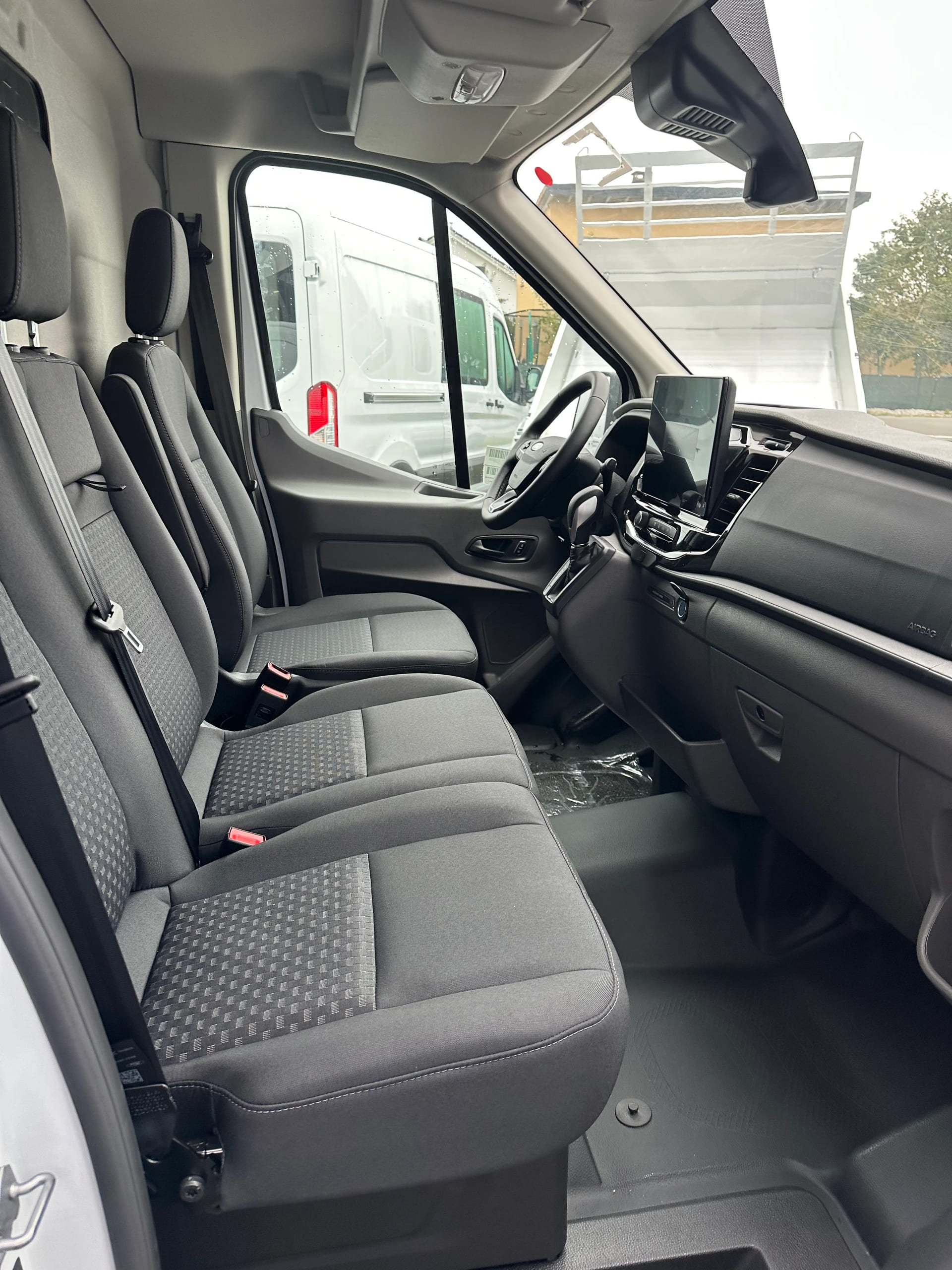 FORD Transit van 350 L3H2 2.0 EcoBl Trend/165CV/Aut.RWD-image-12