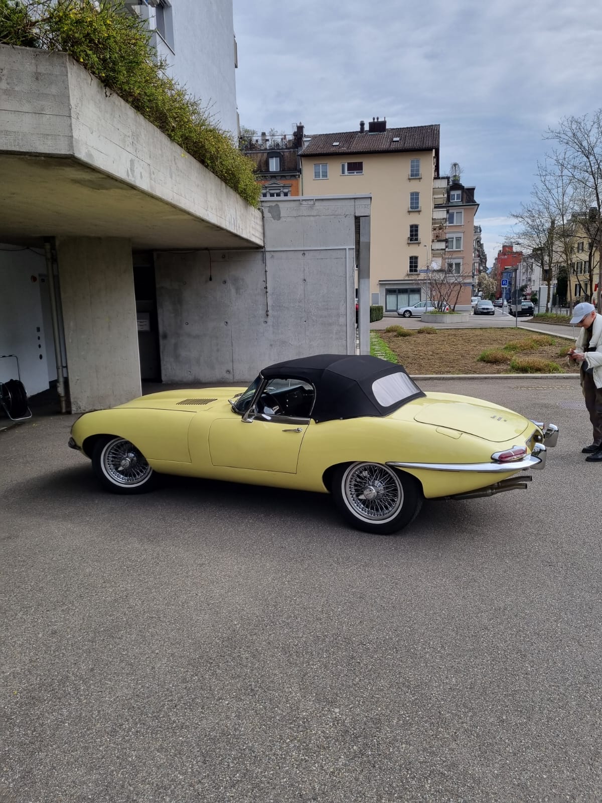 JAGUAR 1,5-image-1