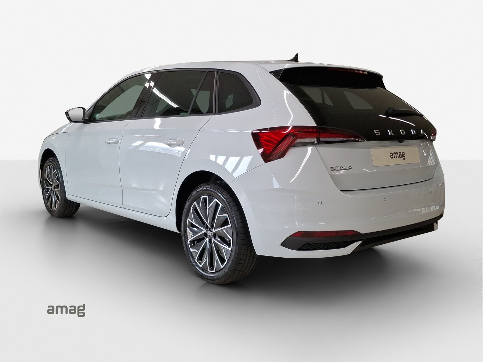 SKODA Scala 1.5 TSI Dynamic DSG-image-2