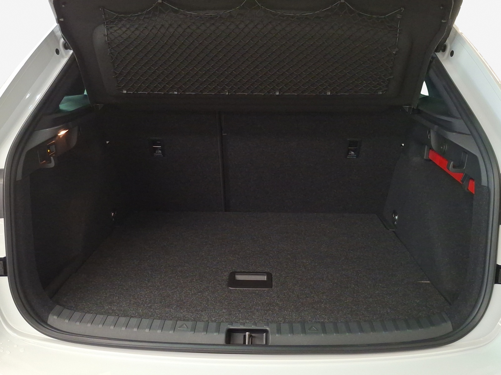 SKODA Scala 1.5 TSI Dynamic DSG-image-12