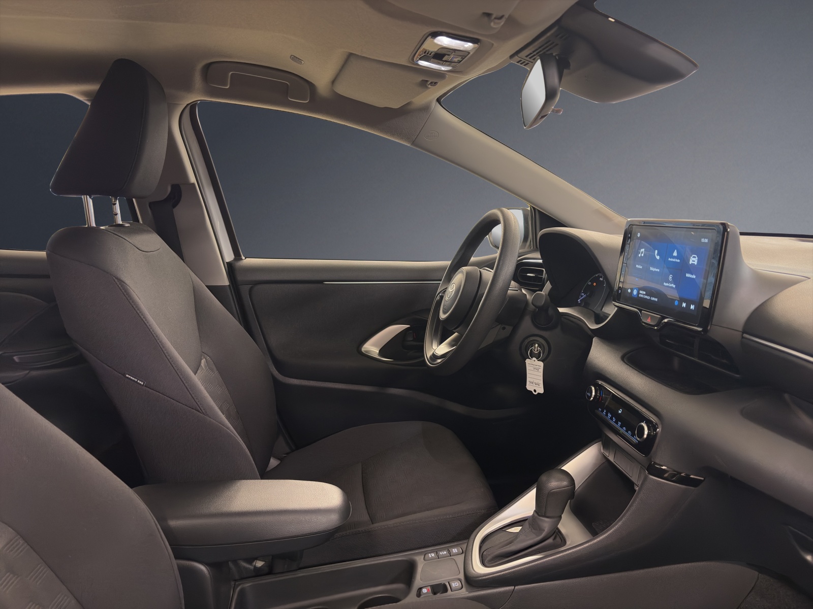 TOYOTA Yaris 1.5 Comfort e-CVT-image-9