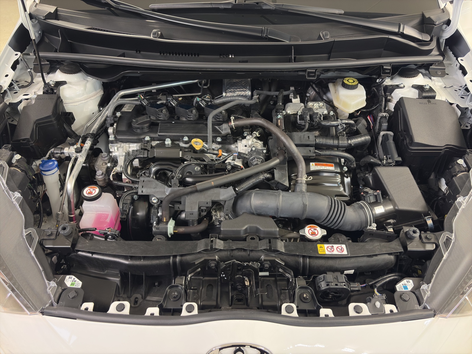 TOYOTA Yaris 1.5 Comfort e-CVT-image-18