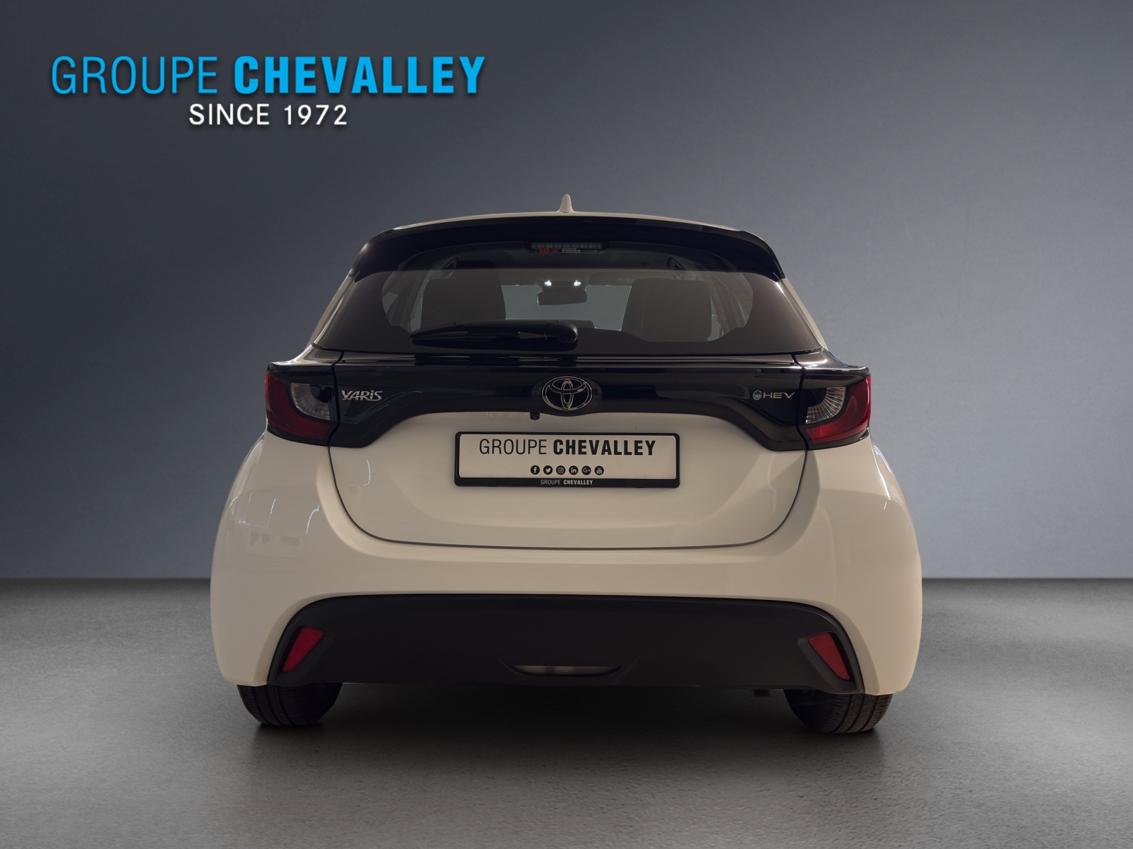 TOYOTA Yaris 1.5 Comfort e-CVT-image-4