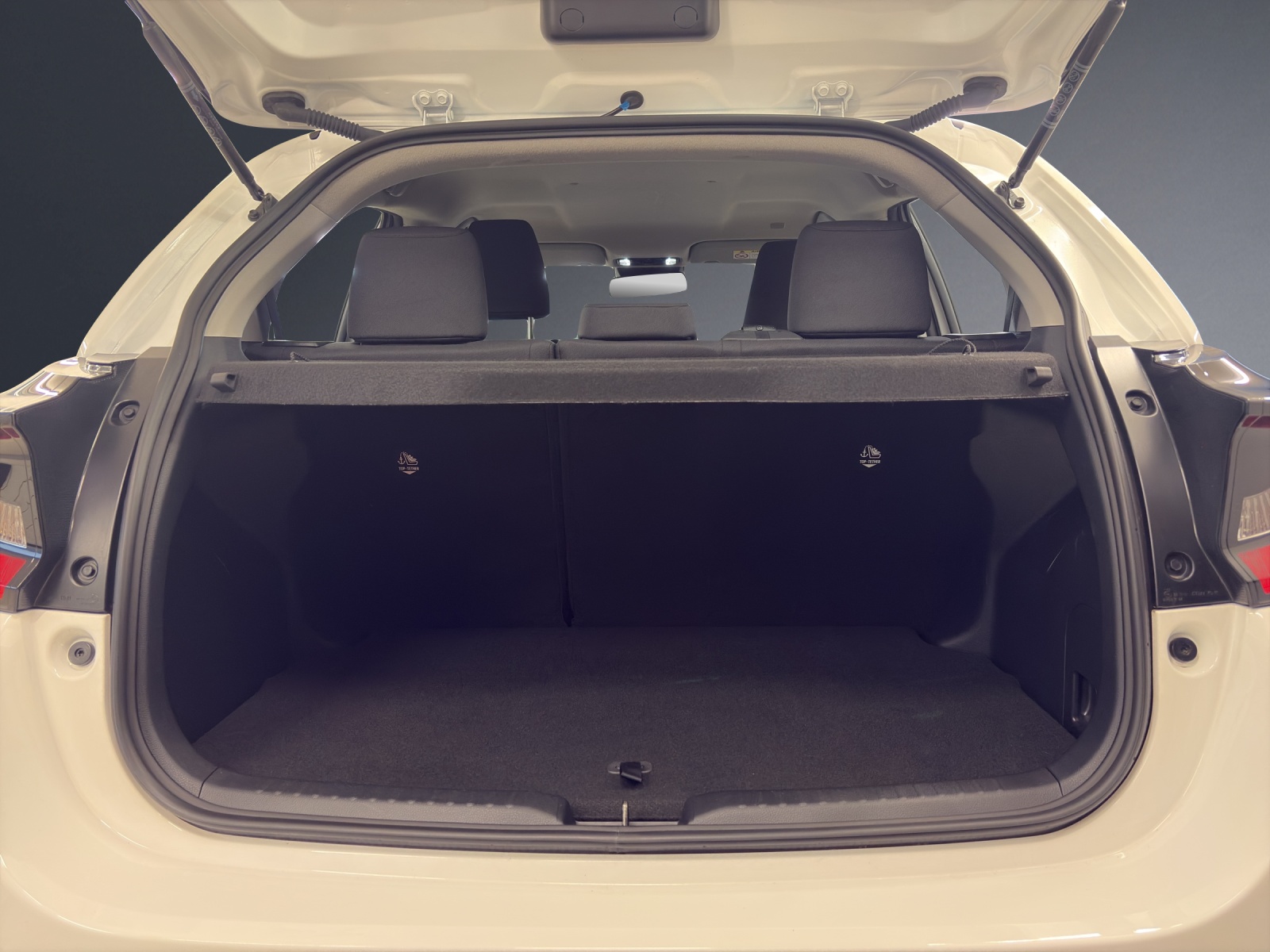 TOYOTA Yaris 1.5 Comfort e-CVT-image-17