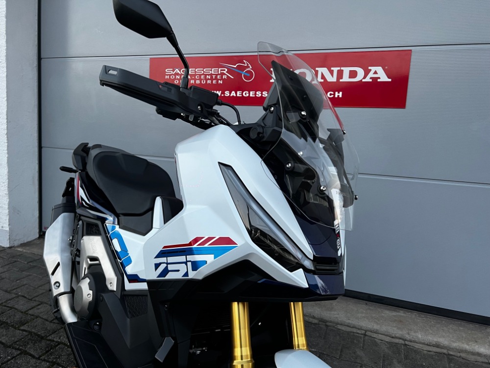 HONDA X-ADV 750 Special Edition 2026-showroom-element-1
