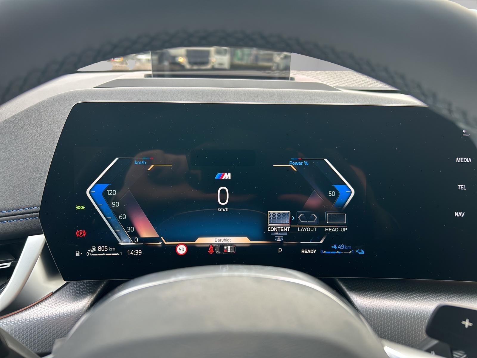 BMW 230e xDrive paddles Active Tourer-image-13