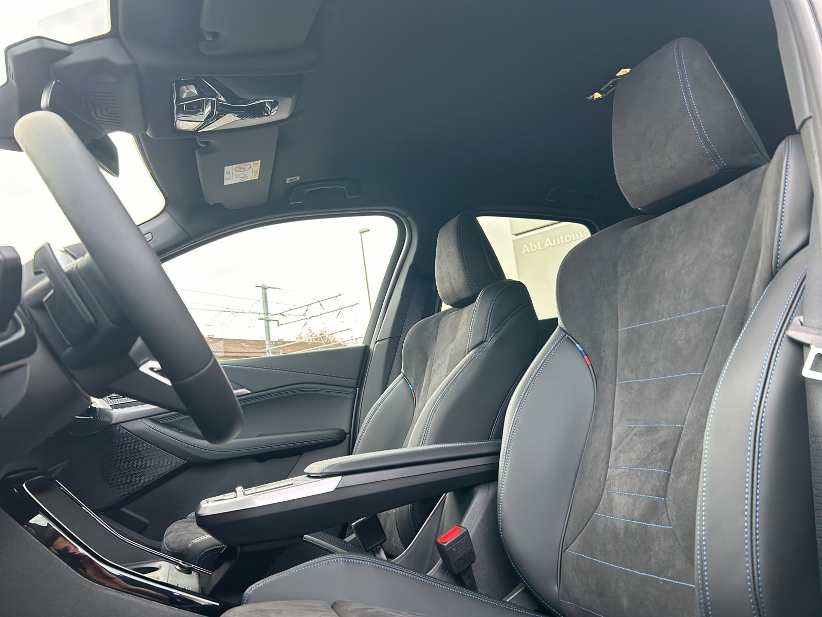 BMW 230e xDrive paddles Active Tourer-image-18