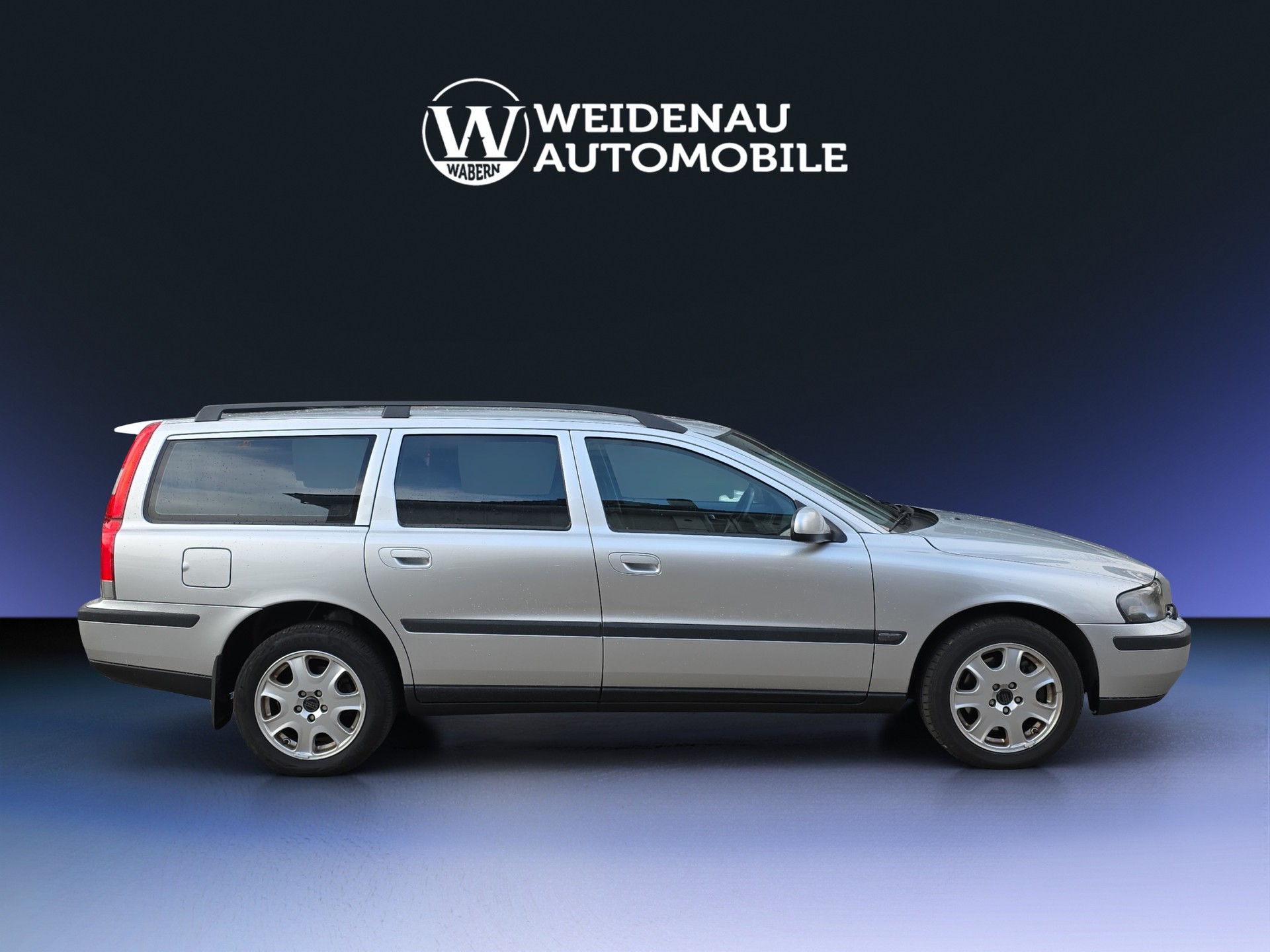 VOLVO V70 2.4T AWD-image-6