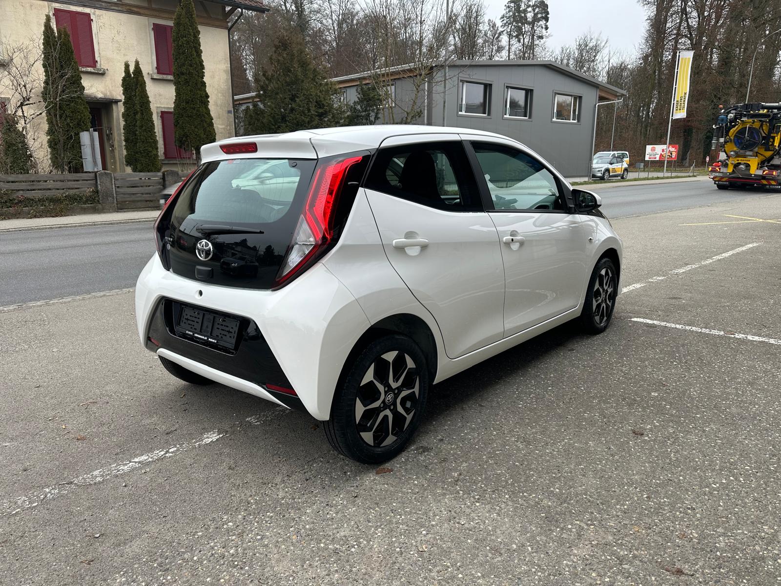 TOYOTA Aygo 1.0 VVT-i Trend-image-3