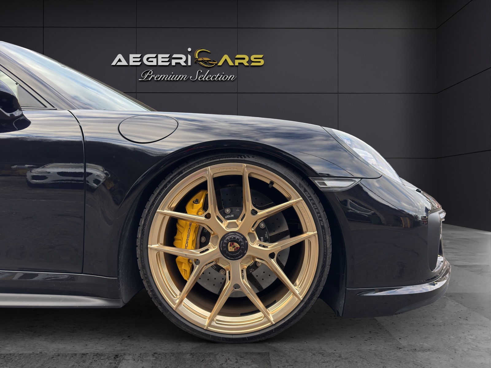 PORSCHE 911 Turbo S PDK 991.2-image-8
