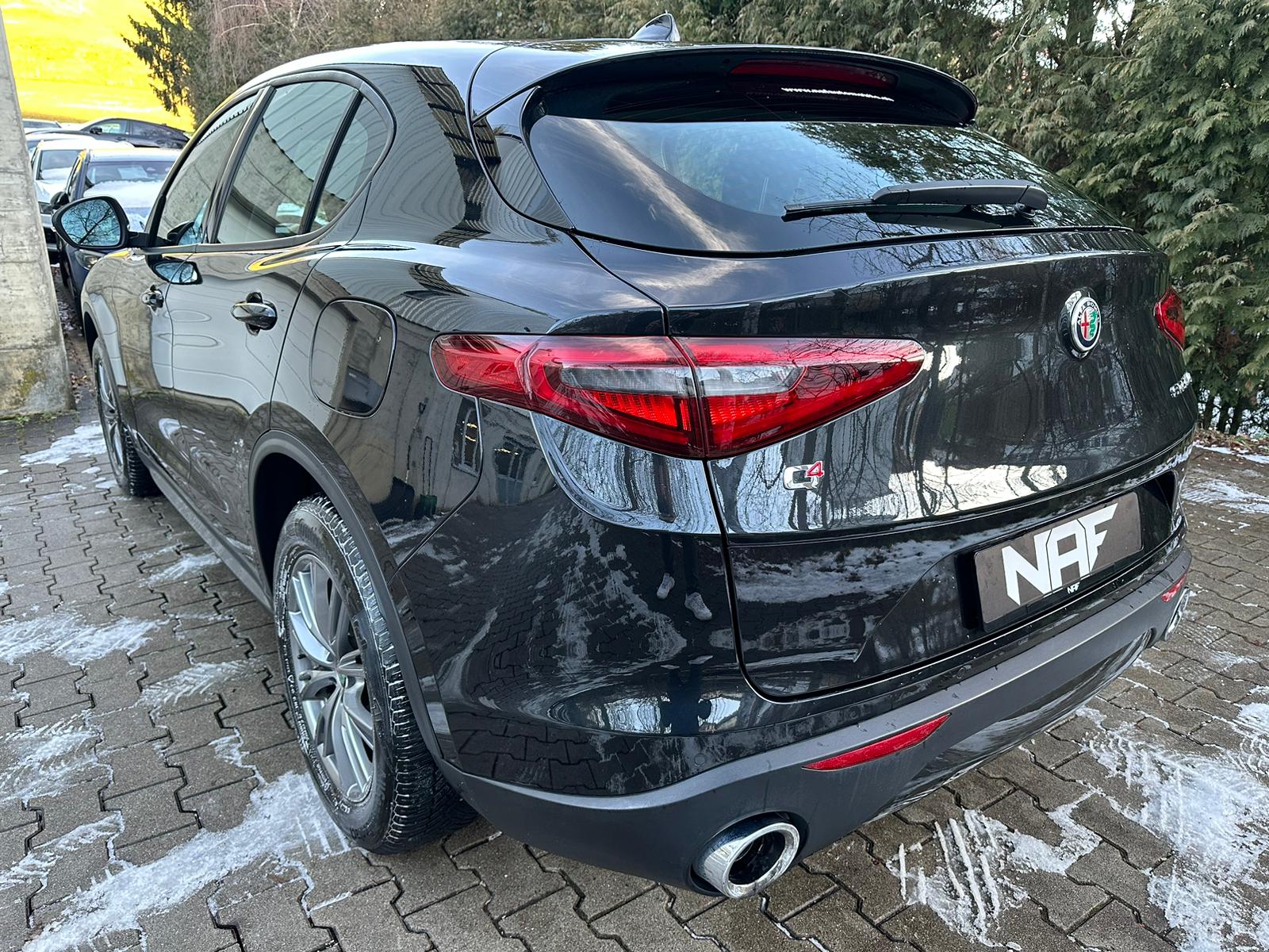 ALFA ROMEO Stelvio 2.2 JTDM Super Q4 Automatic Q4-image-2