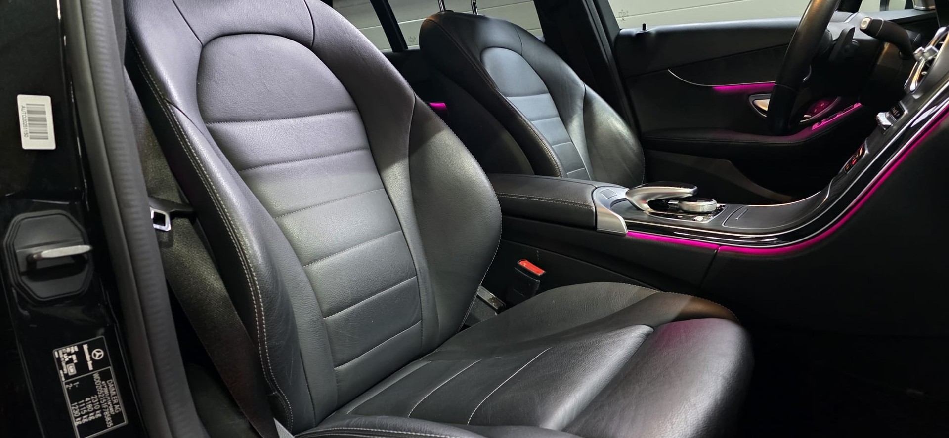 MERCEDES-BENZ C 220 d Swiss Star AMG Line 4M 9G-Tronic *CH FAHRZEUG*Panoramadach*-image-25