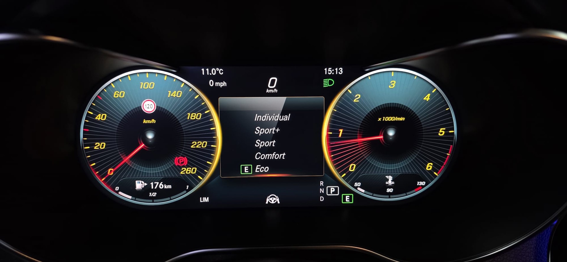 MERCEDES-BENZ C 220 d Swiss Star AMG Line 4M 9G-Tronic *CH FAHRZEUG*Panoramadach*-image-14