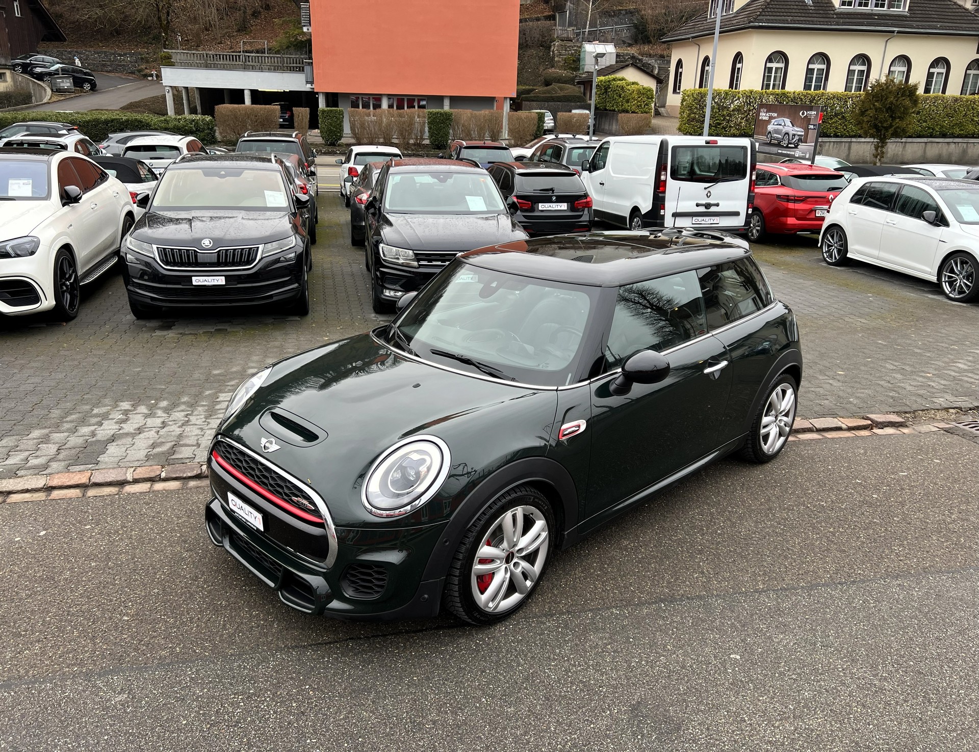 MINI Cooper John Cooper Works Steptronic-image-14