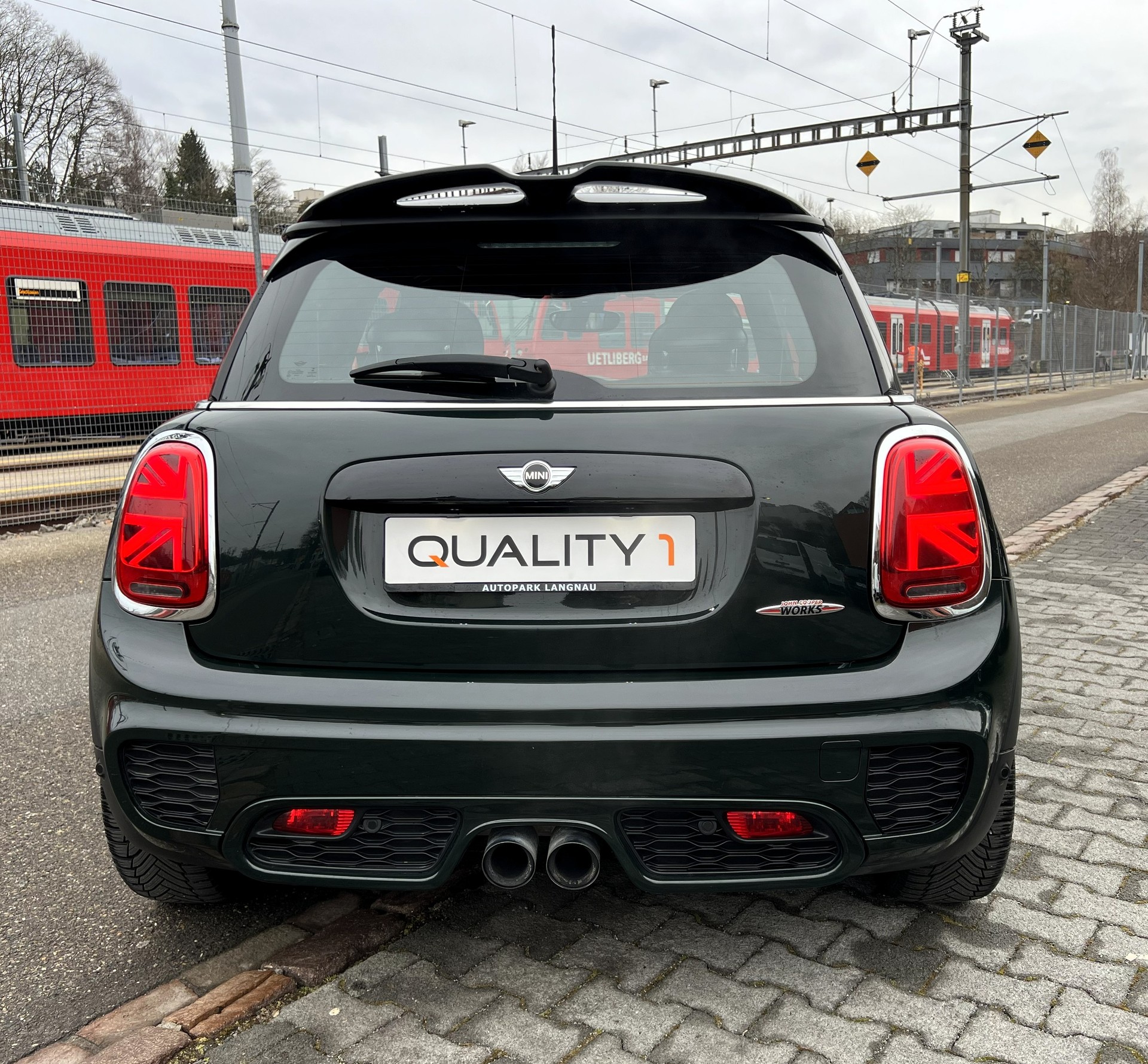 MINI Cooper John Cooper Works Steptronic-image-12