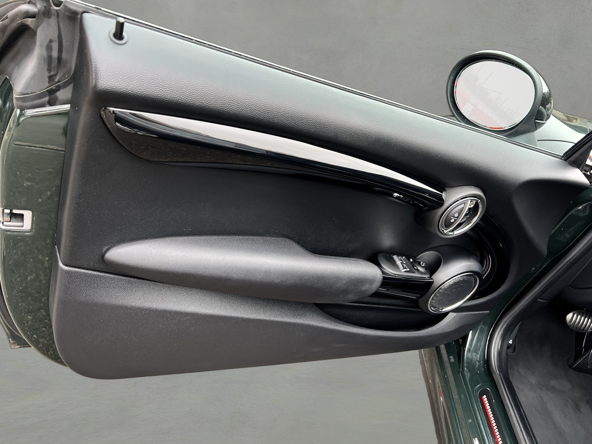 MINI Cooper John Cooper Works Steptronic-image-23