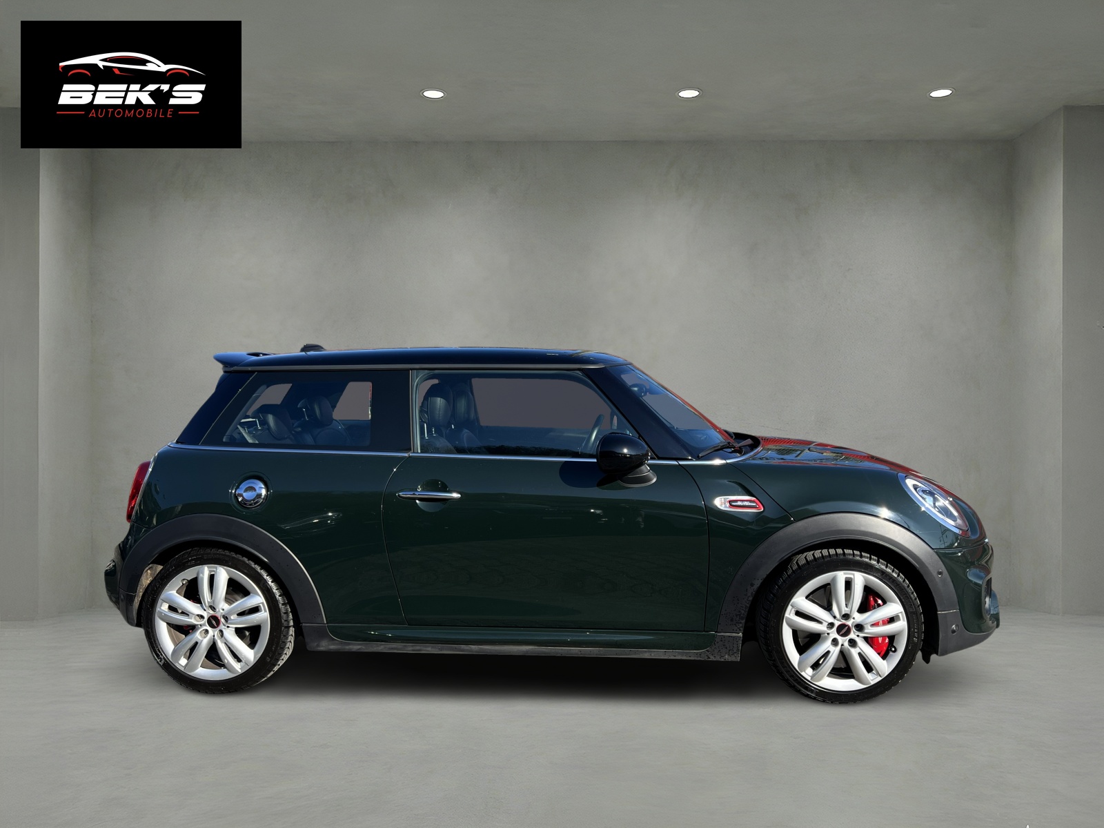 MINI Cooper John Cooper Works Steptronic-image-11