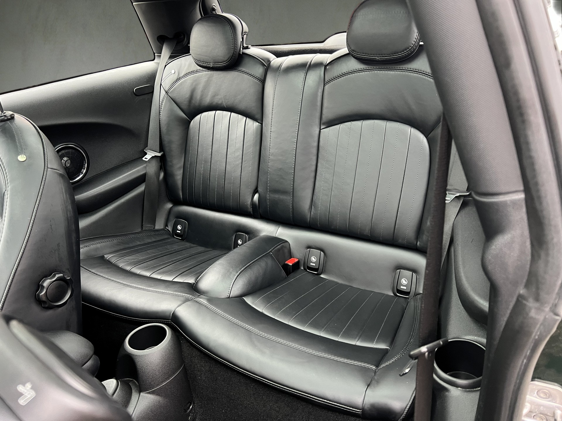 MINI Cooper John Cooper Works Steptronic-image-17