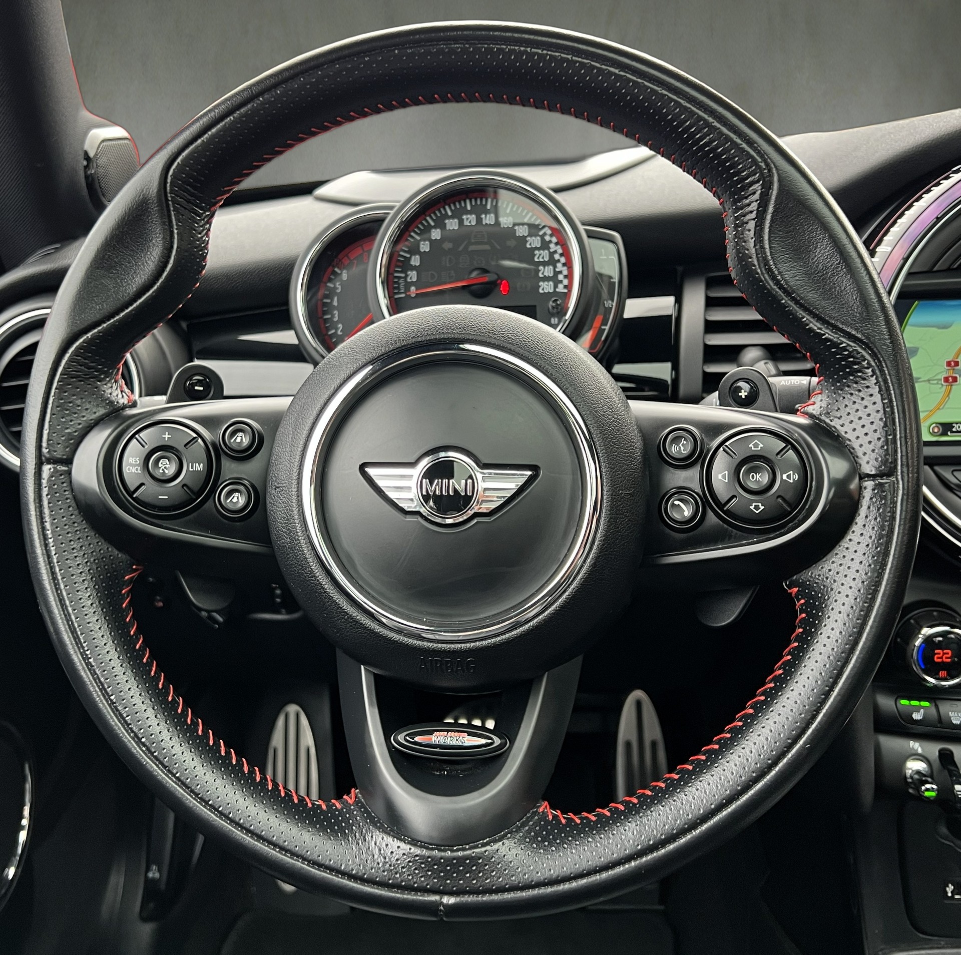 MINI Cooper John Cooper Works Steptronic-image-28