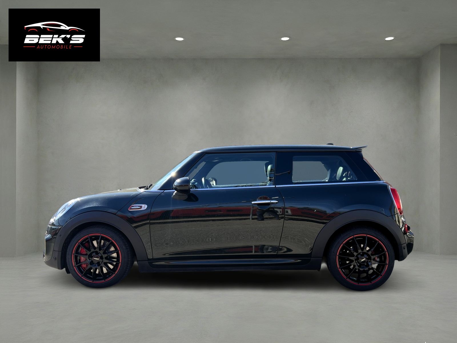 MINI Cooper John Cooper Works Steptronic-image-1