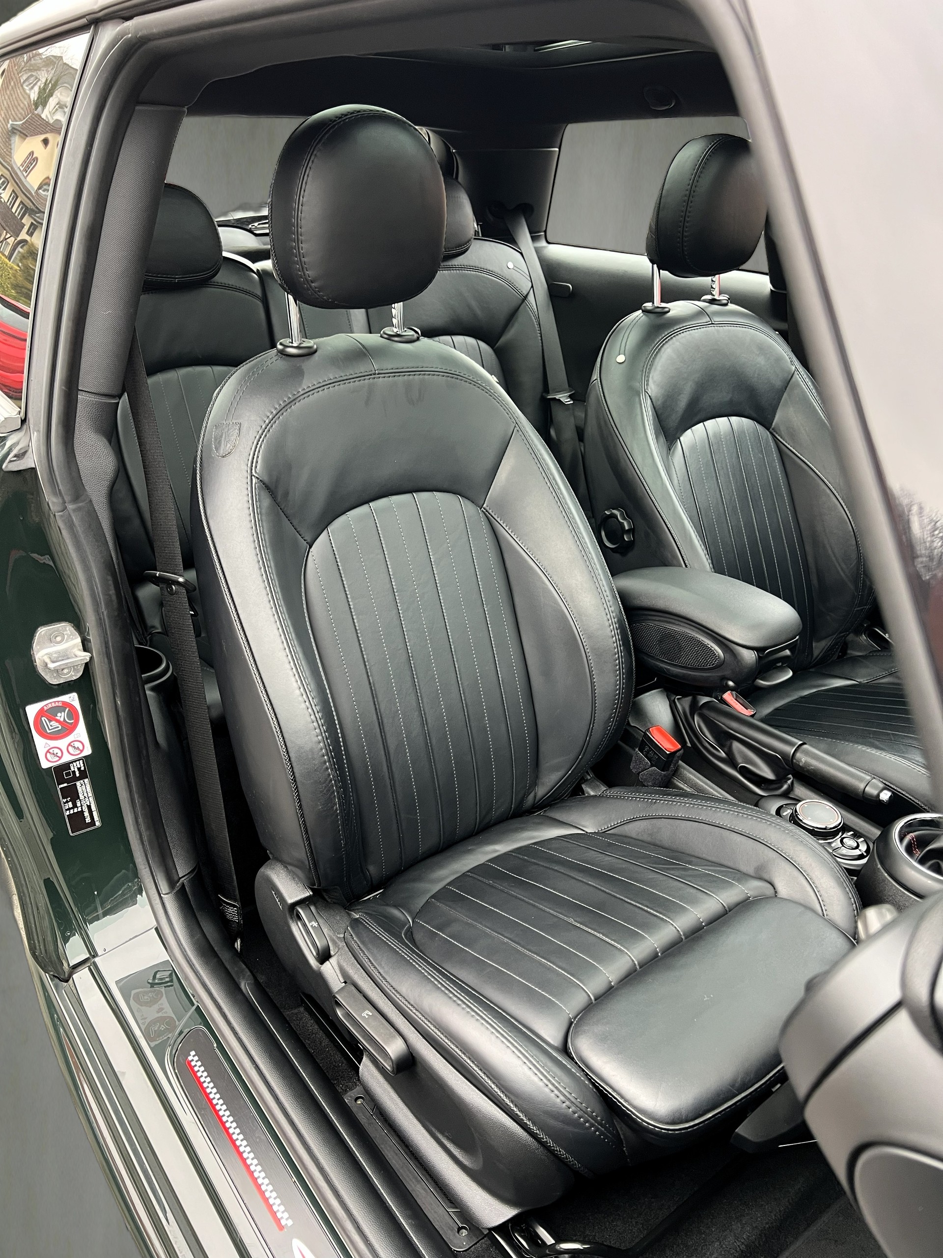 MINI Cooper John Cooper Works Steptronic-image-19