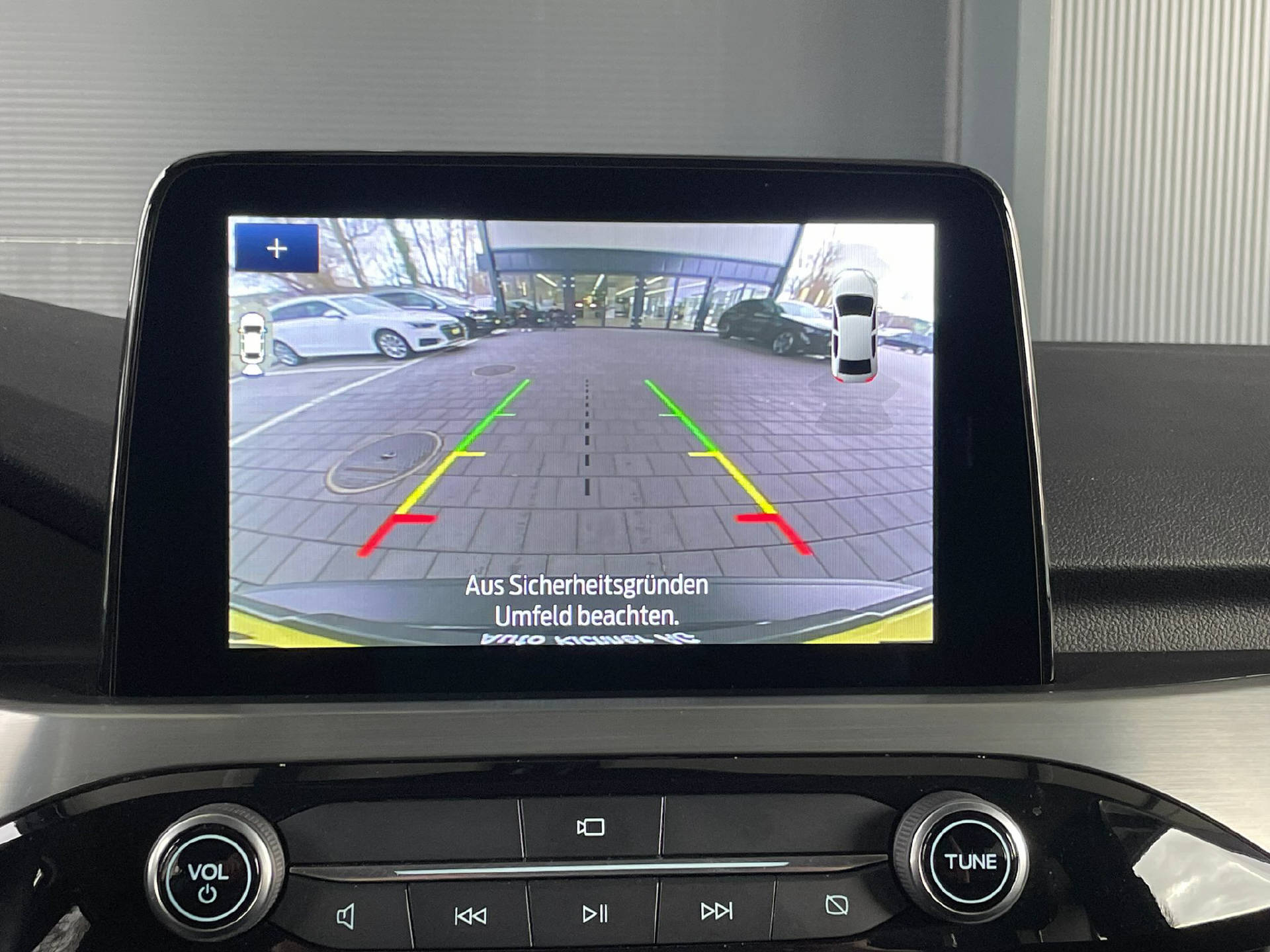 FORD Kuga 2.5 Hybrid Titanium X 4x4-image-11