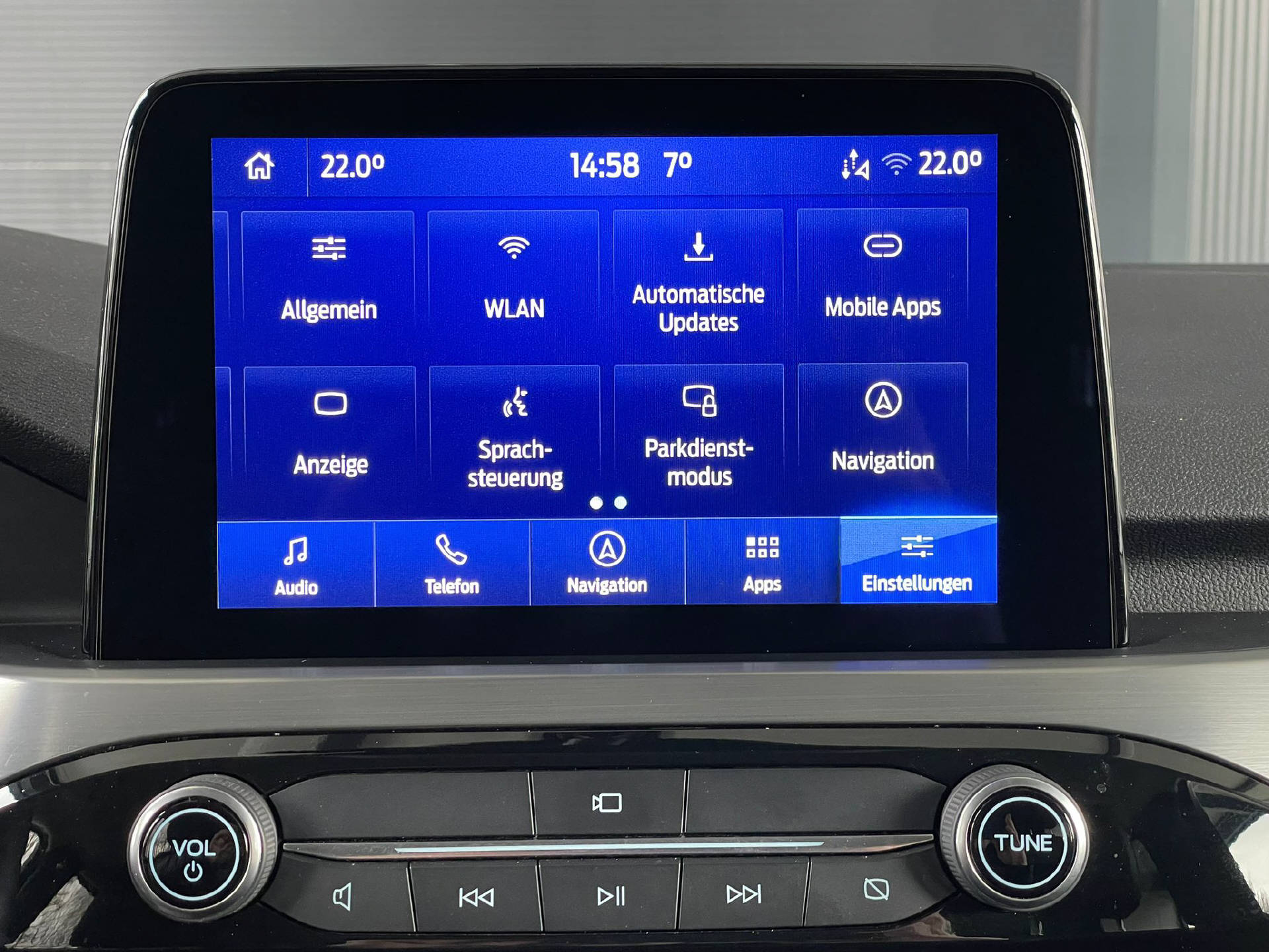 FORD Kuga 2.5 Hybrid Titanium X 4x4-image-14