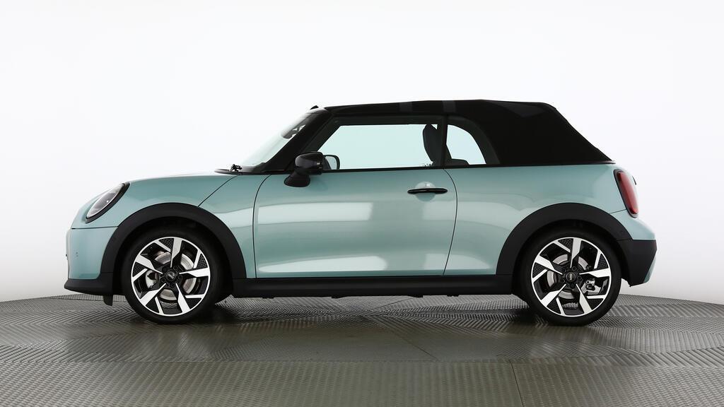 MINI Cooper S Cabrio-image-2