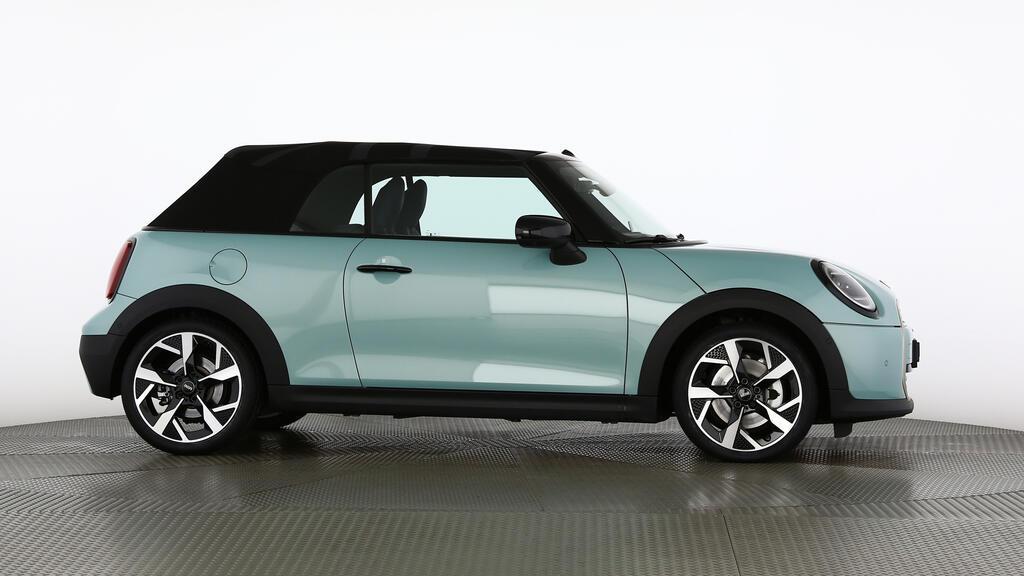 MINI Cooper S Cabrio-image-1