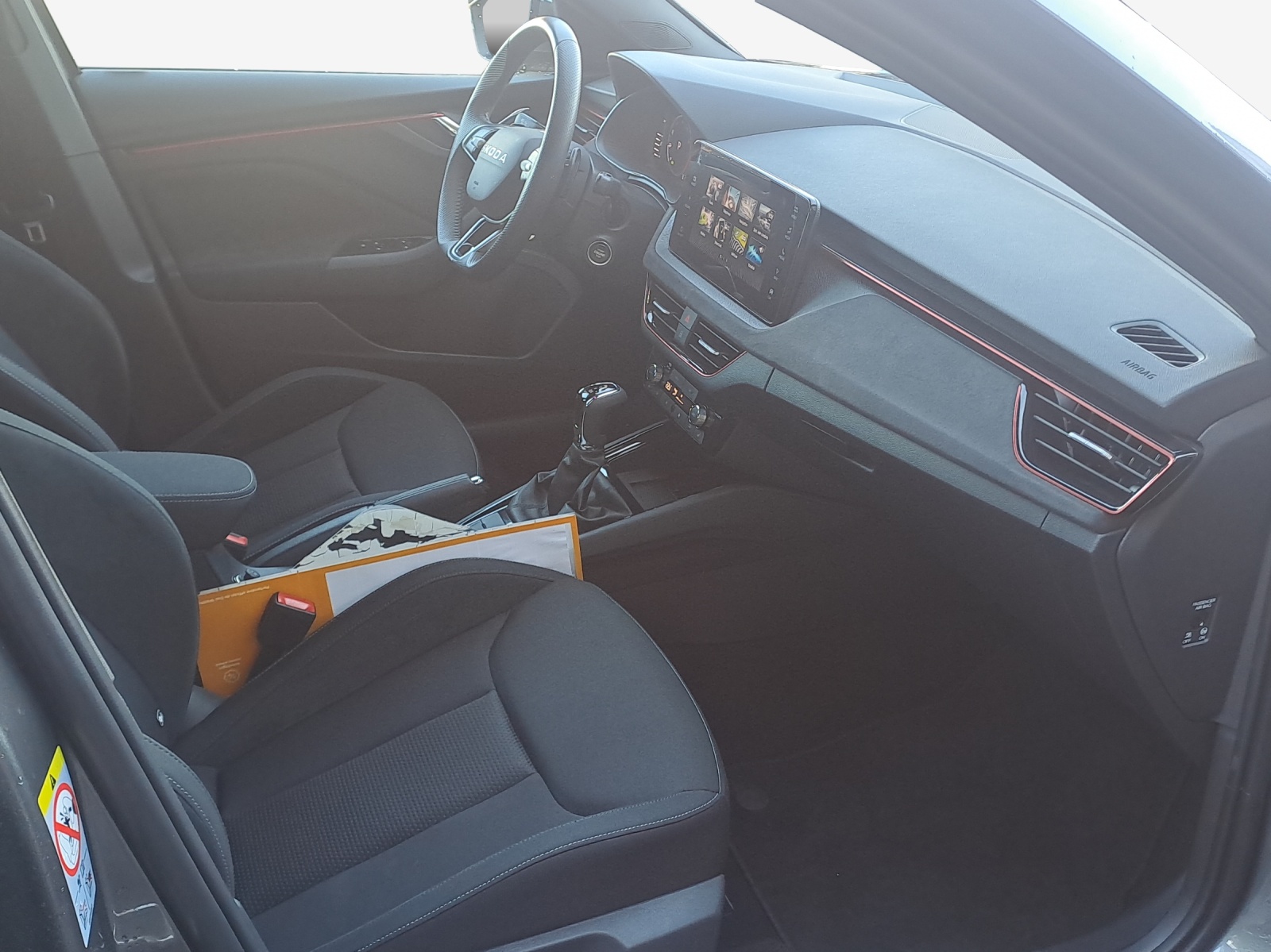 SKODA Kamiq 1.0 TSI Dynamic DSG-image-13
