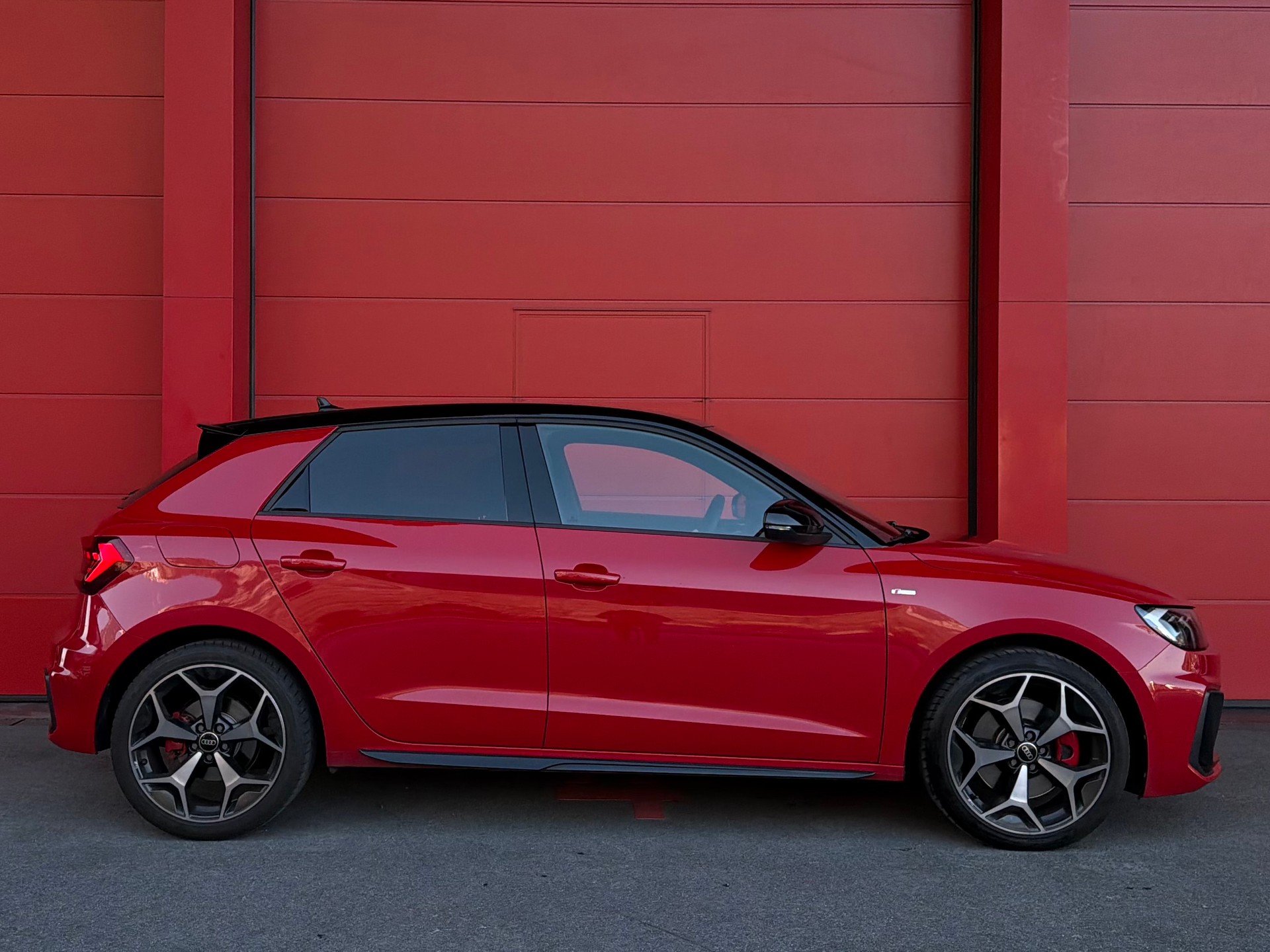 AUDI A1 Sportback 30 TFSI S Line S-tronic-image-2
